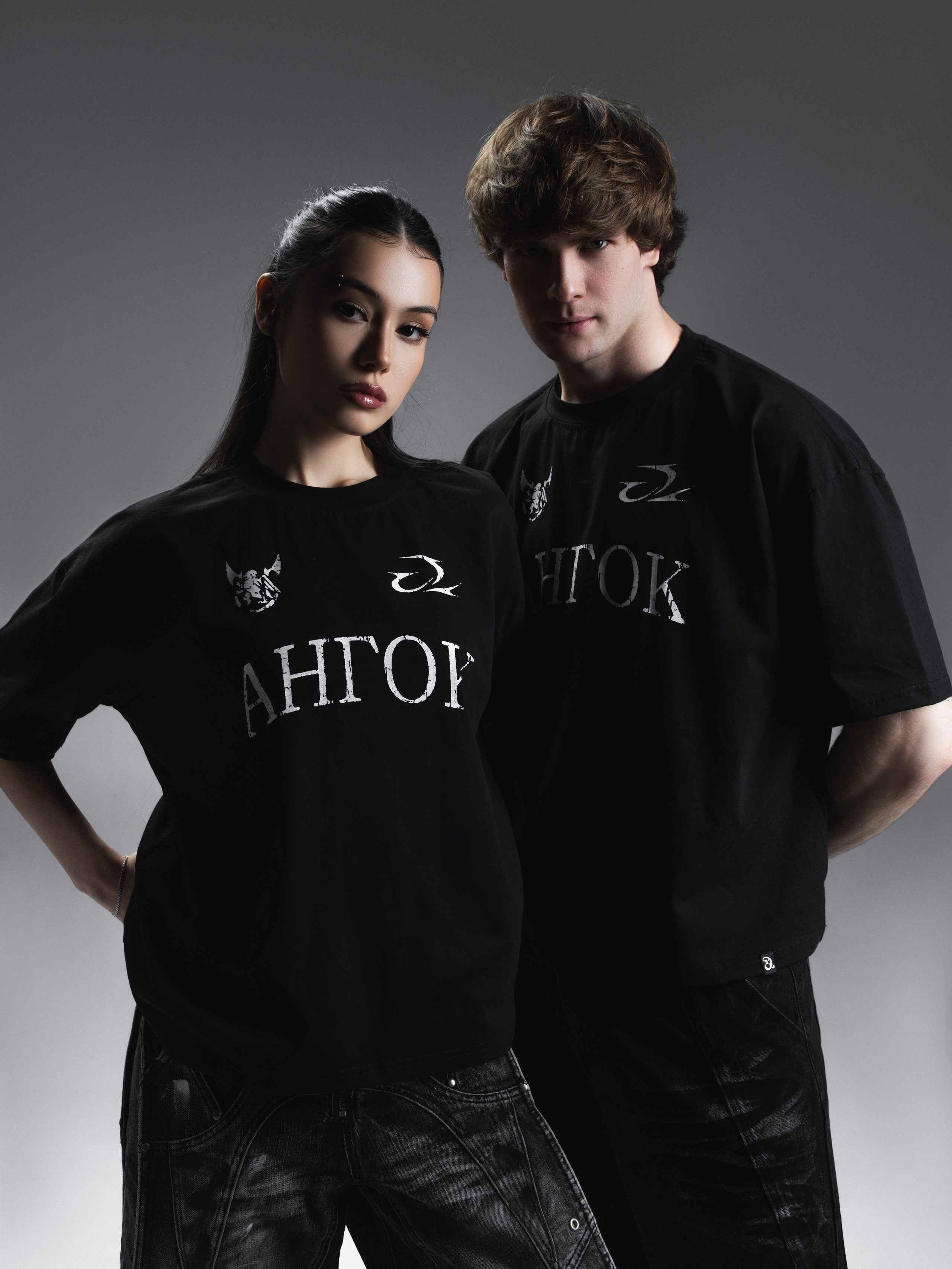 КАТАЛОГ | серый фон. RUNA production — стильные съемки для брендов