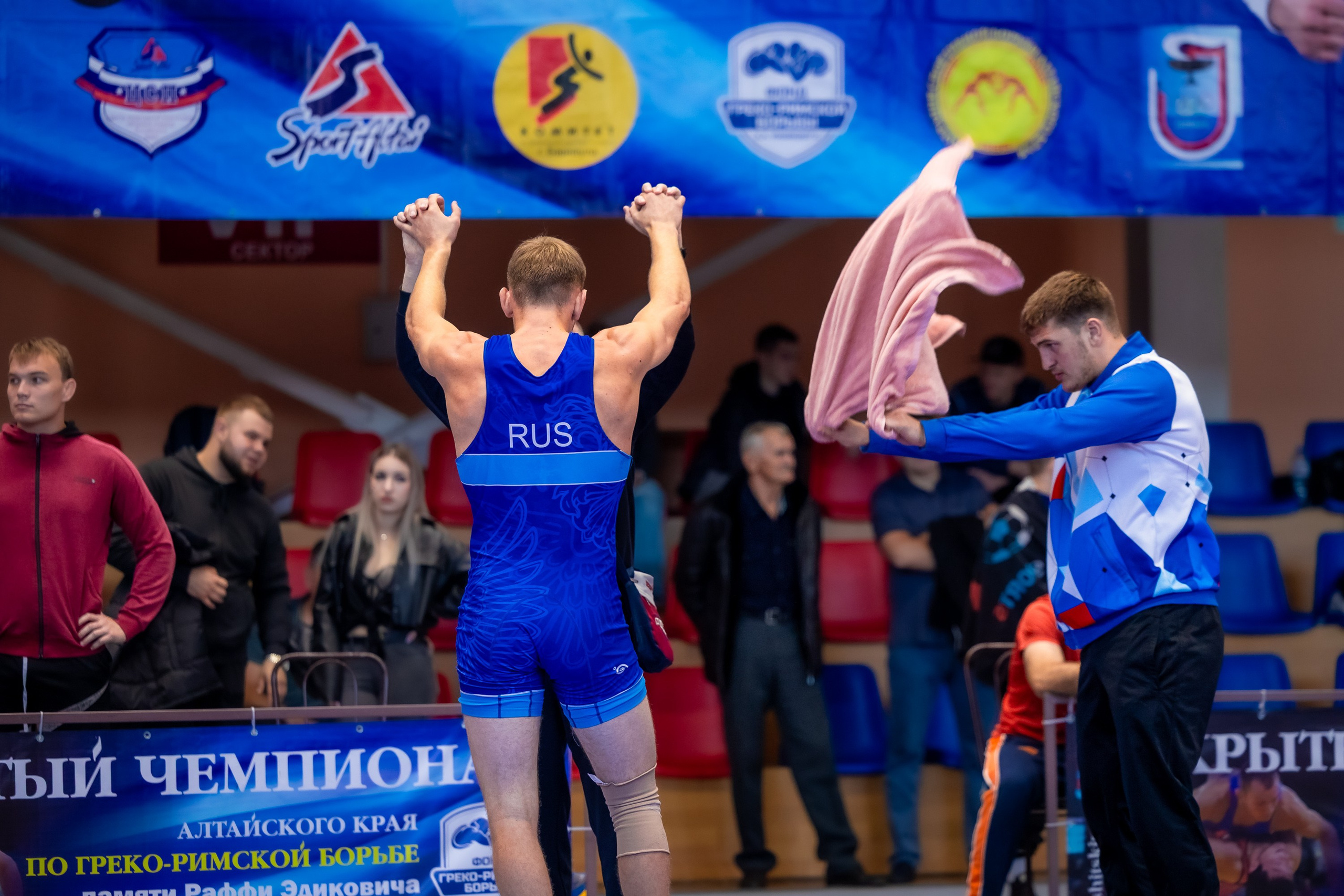 IX чемпионат Алтайского края по греко-римской борьбе. Репортажный фотограф в Барнауле Владимир Игнатов