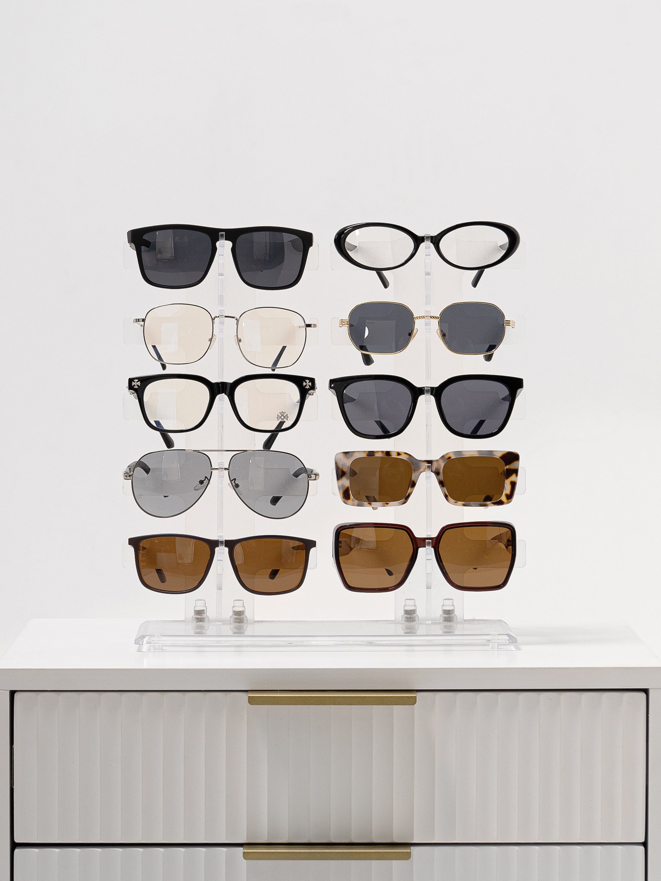 Аренда фотостудия с циклорамой в Сочи — FASHIONprod, 1000 ₽/час. Стрит съемки для маркетплейсов в Сочи | ИИ контент | fashionprod