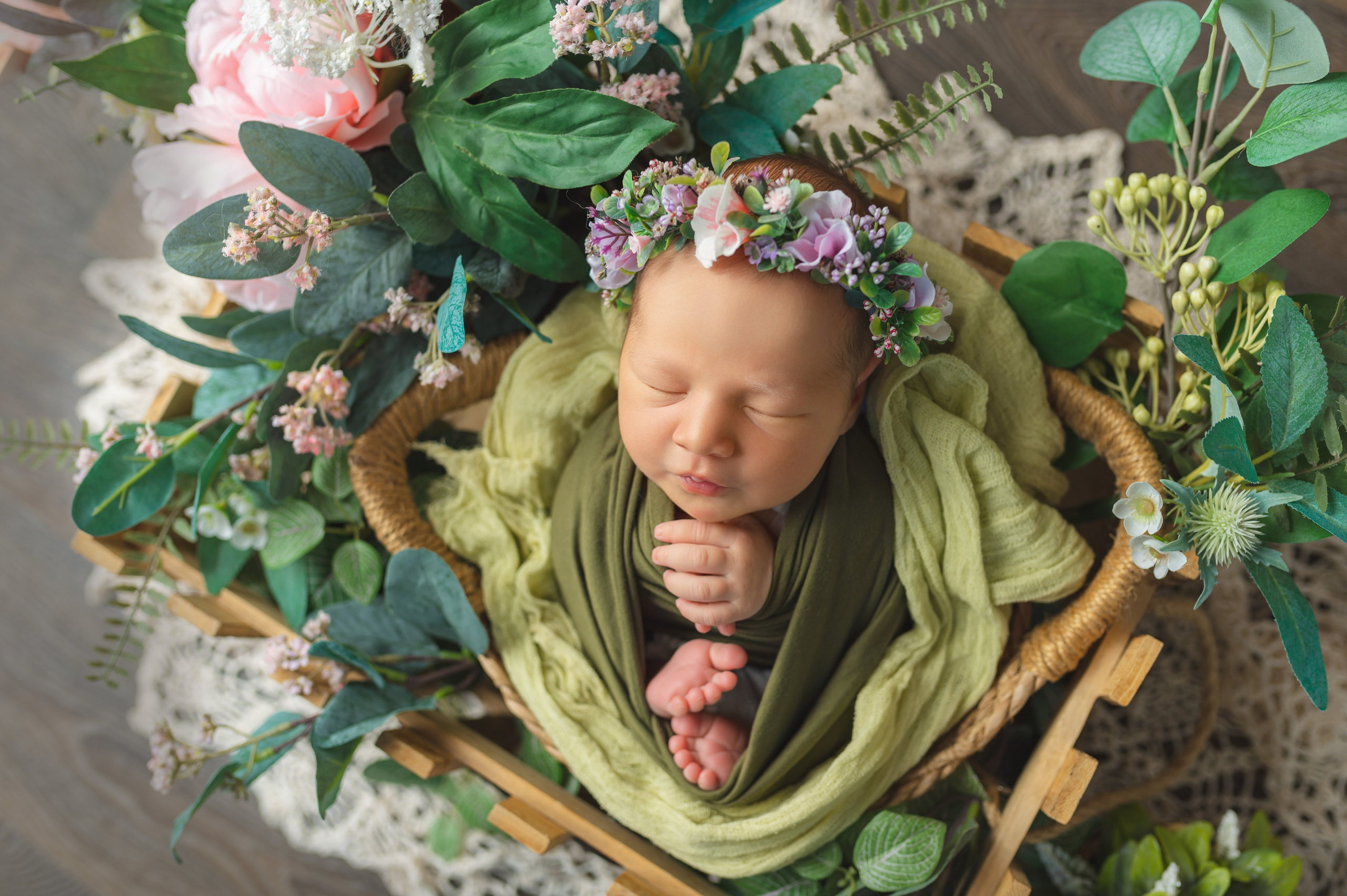 Новорожденные девочки. Детский фотограф в городе Жуковский Алиса Коробанова