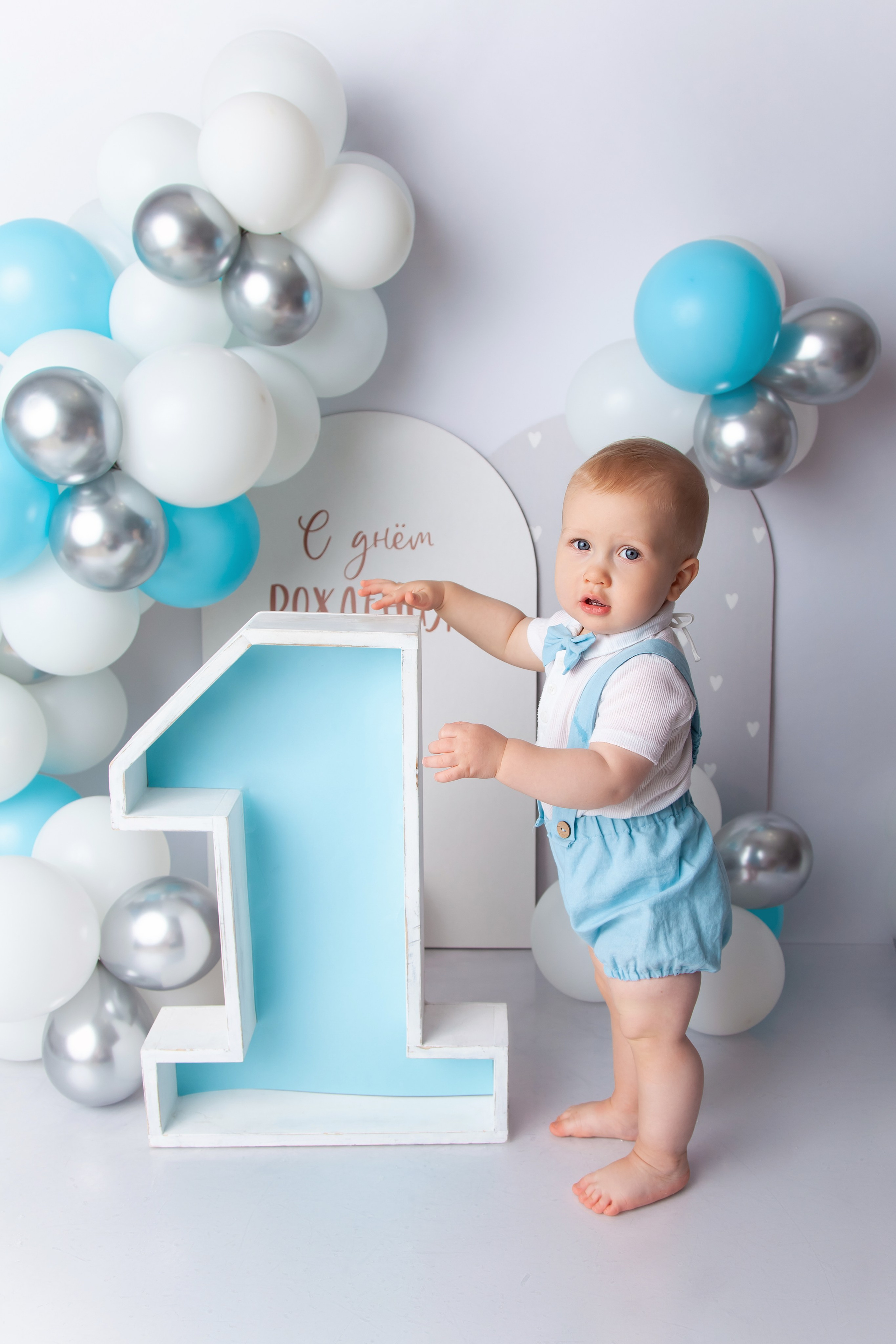 Детский фотограф в Саратове. Детская фотосессия в Саратове. Годовасие. 1 годик. Фотосессия под ключ. Фотограф Newborn в Саратове Екатерина Завитова