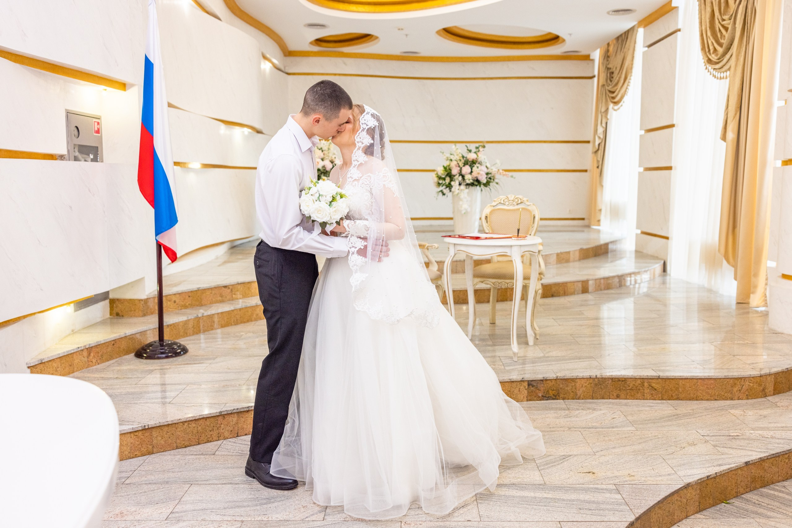 Пример одной свадьбы ЗАГС, ресторан. Фотограф в Туле Крупский АнДРей. Фотостудия «КАДР71» в Туле