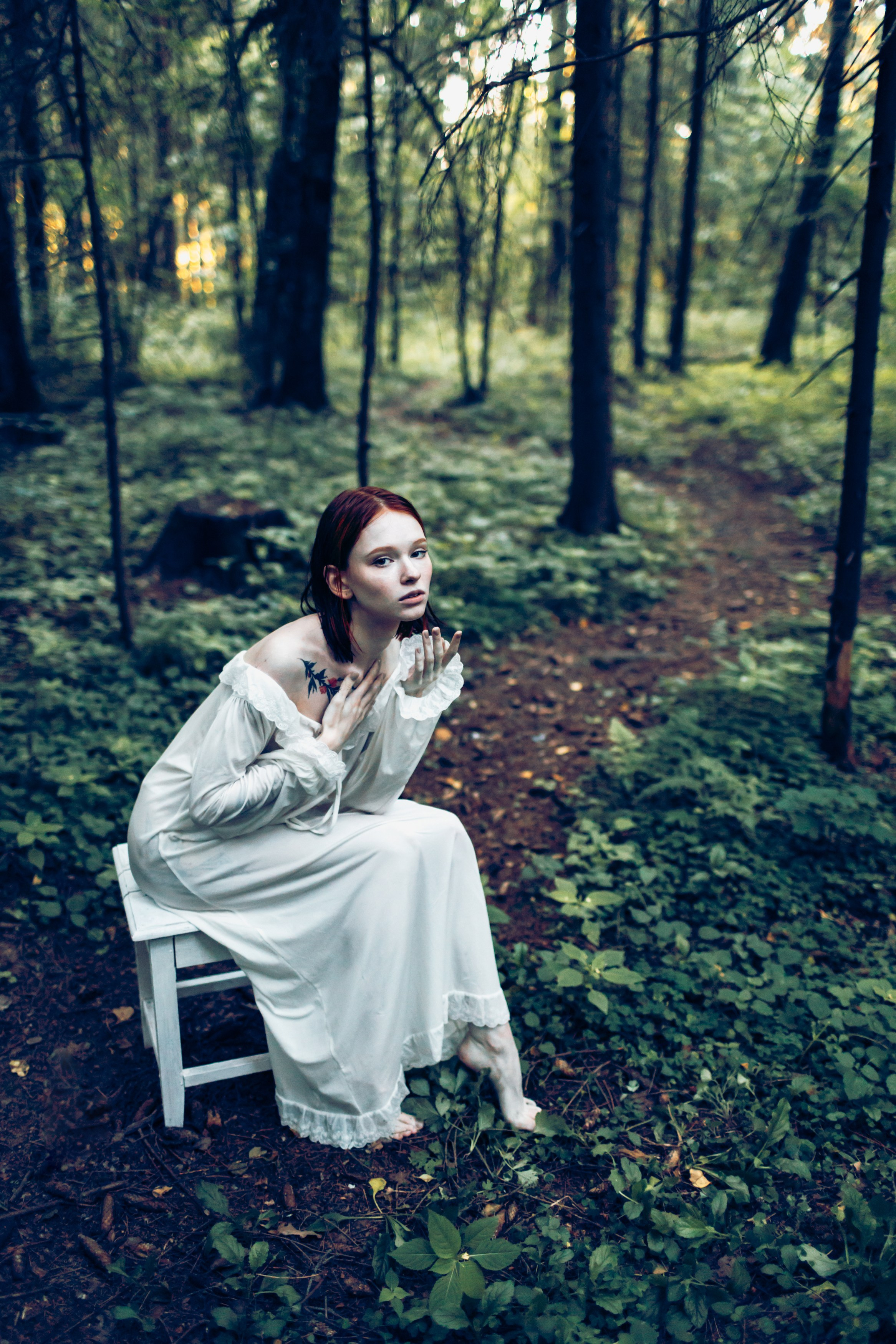 Сквозь листву. Портретный фотограф Лакшин Денис. Истории через фотографию