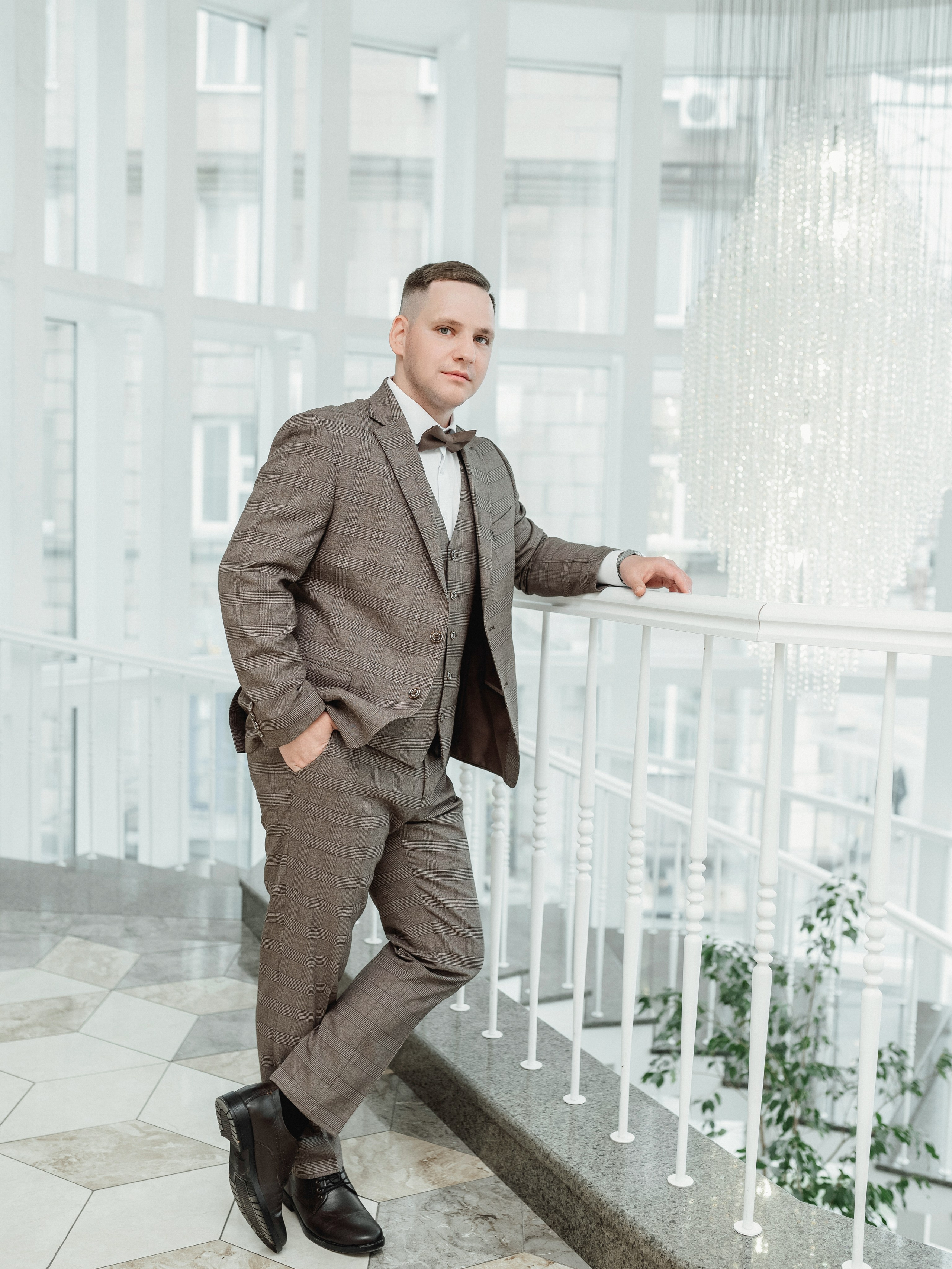 Свадебный фотограф в Центральном Загсе, Новосибирск | Яна Иванова. Семейный и свадебный фотограф в Новосибирске Иванова Яна