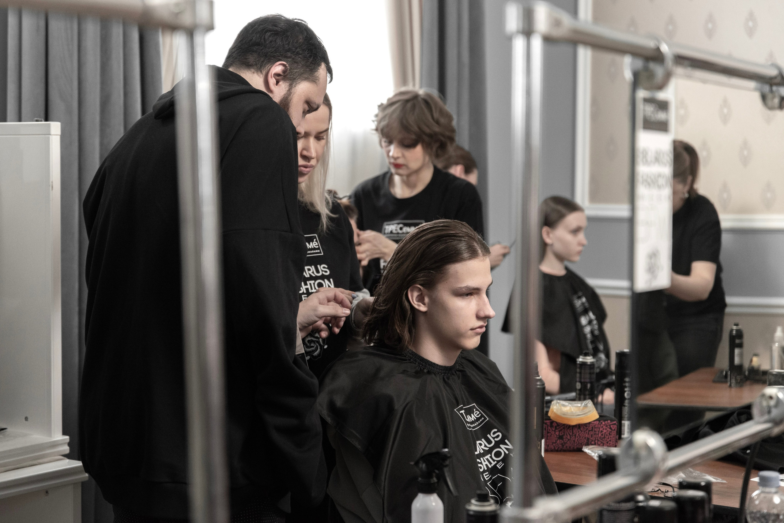 Belarusian Fashion Week 2025 BACKSTAGE. Ваш Event фотограф & Репортаж & Fashion & ИИ