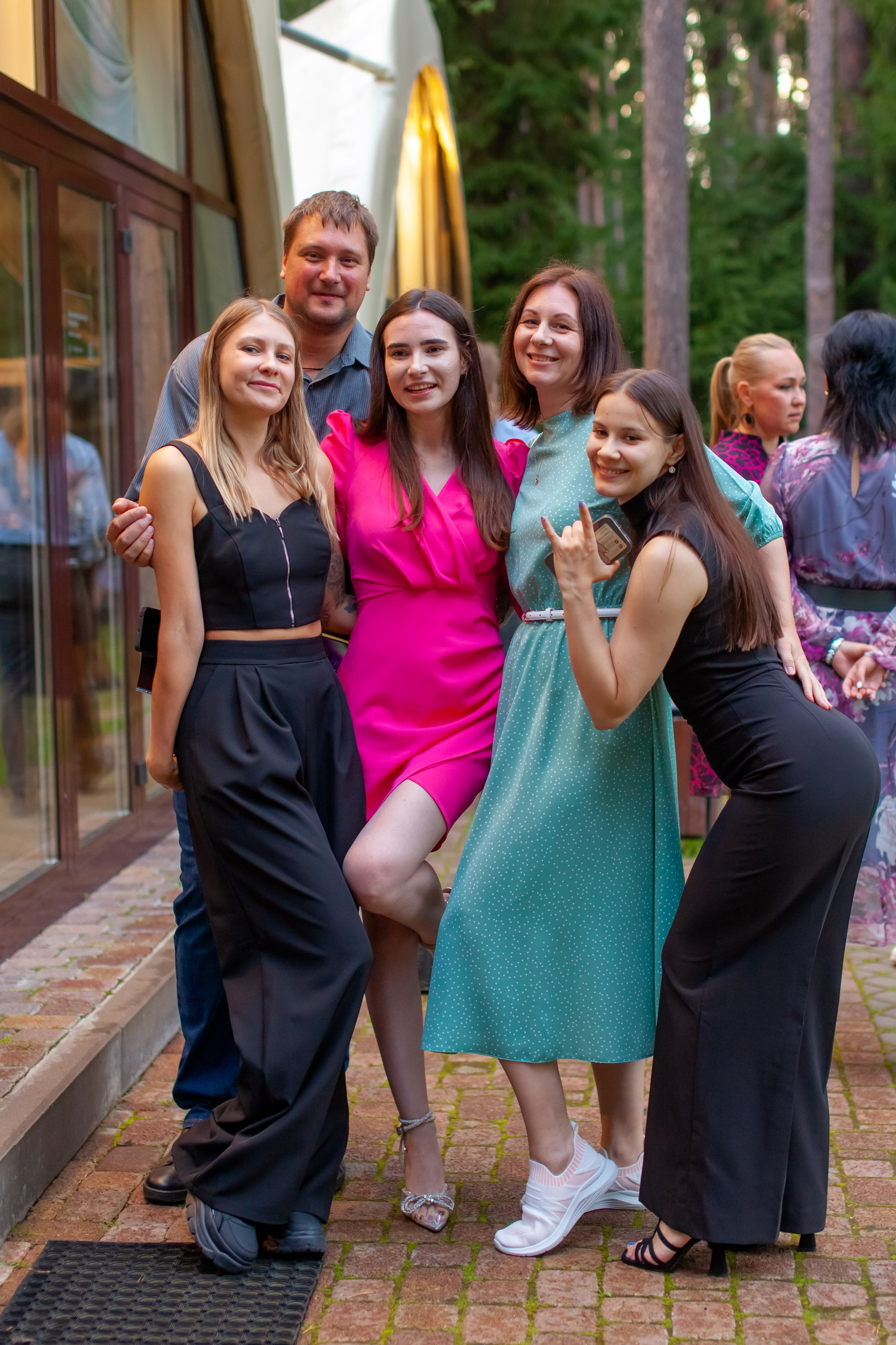 Аметист — тимбилдинг. Двойняшки-фотографы Анна и Анастасия в Санкт-Петербурге