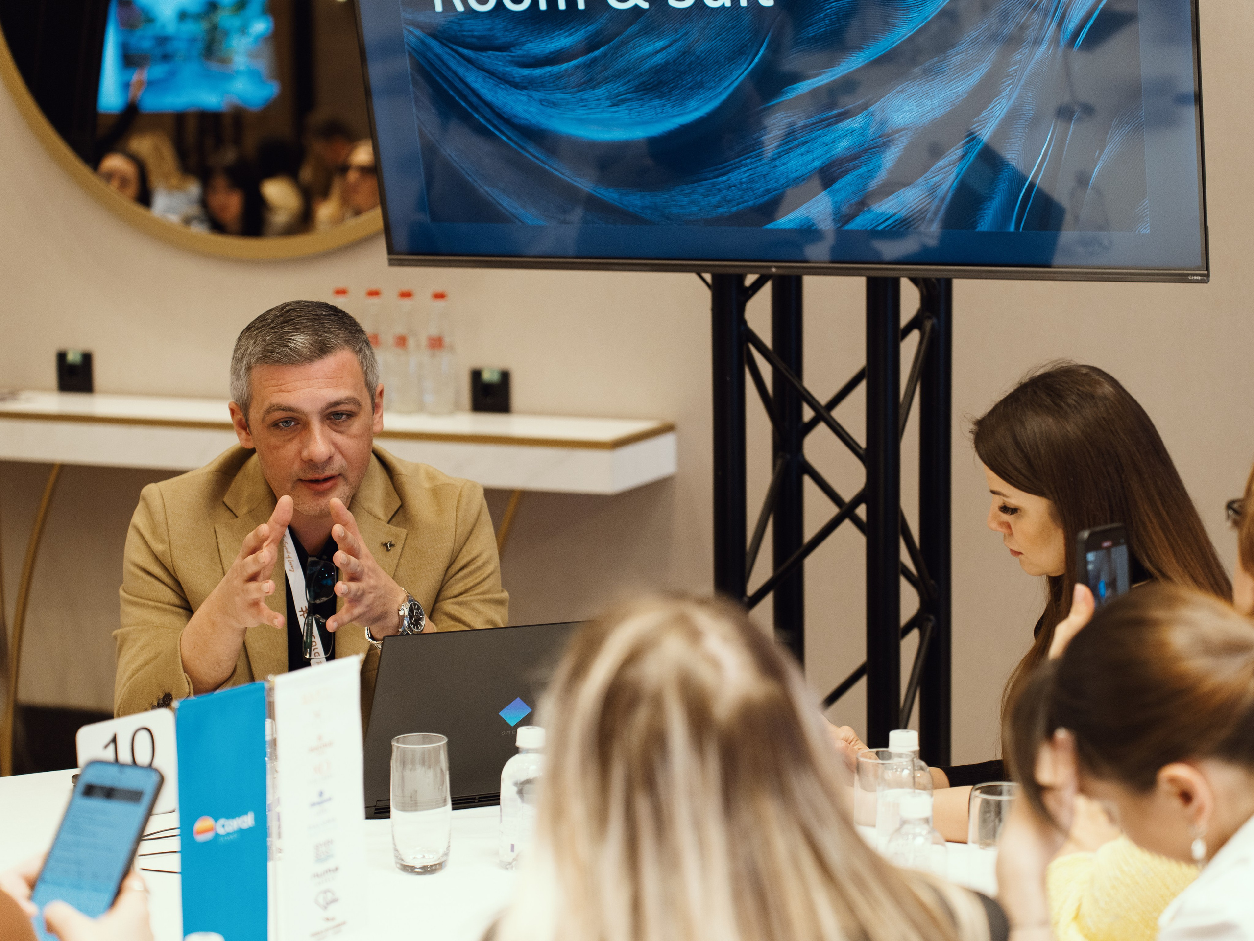 Coral Travel (road show). ФОТОГРАФ ИВАН СЕЛИВАНОВ