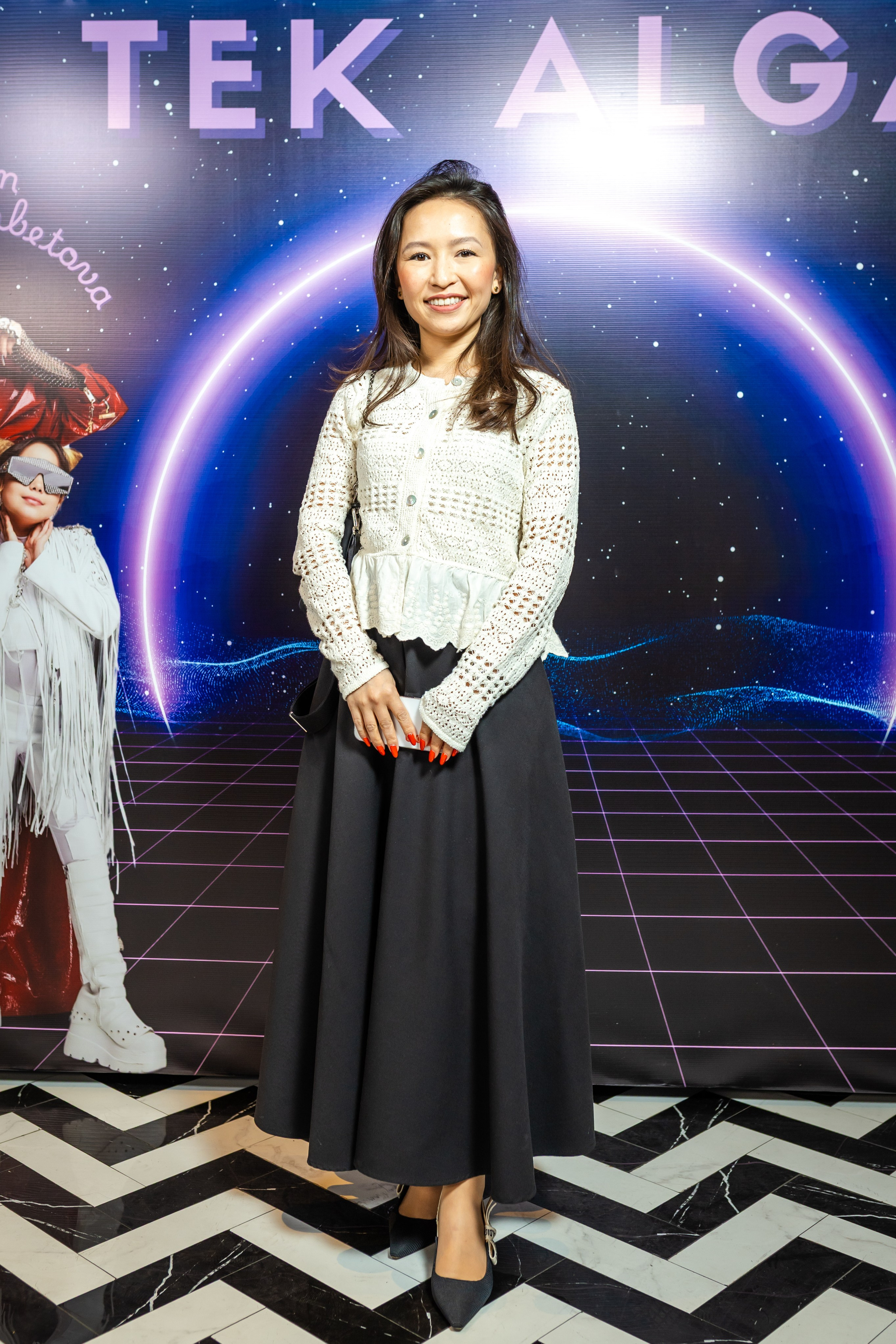 Репортажная фотосъёмка мероприятий в Алматы — презентация клипа | Jora Abramov фотограф. Коммерческий и репортажный фотограф в Алматы — Jora Abramov