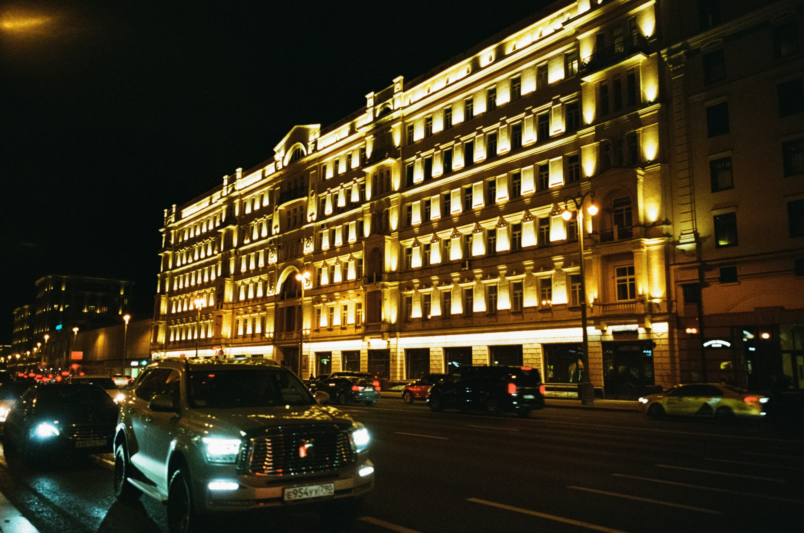 Осенние традиции. Пушкинский музей, театр Моссовета и концерт Розенбаума. Фотограф-документалист Мария Осокина