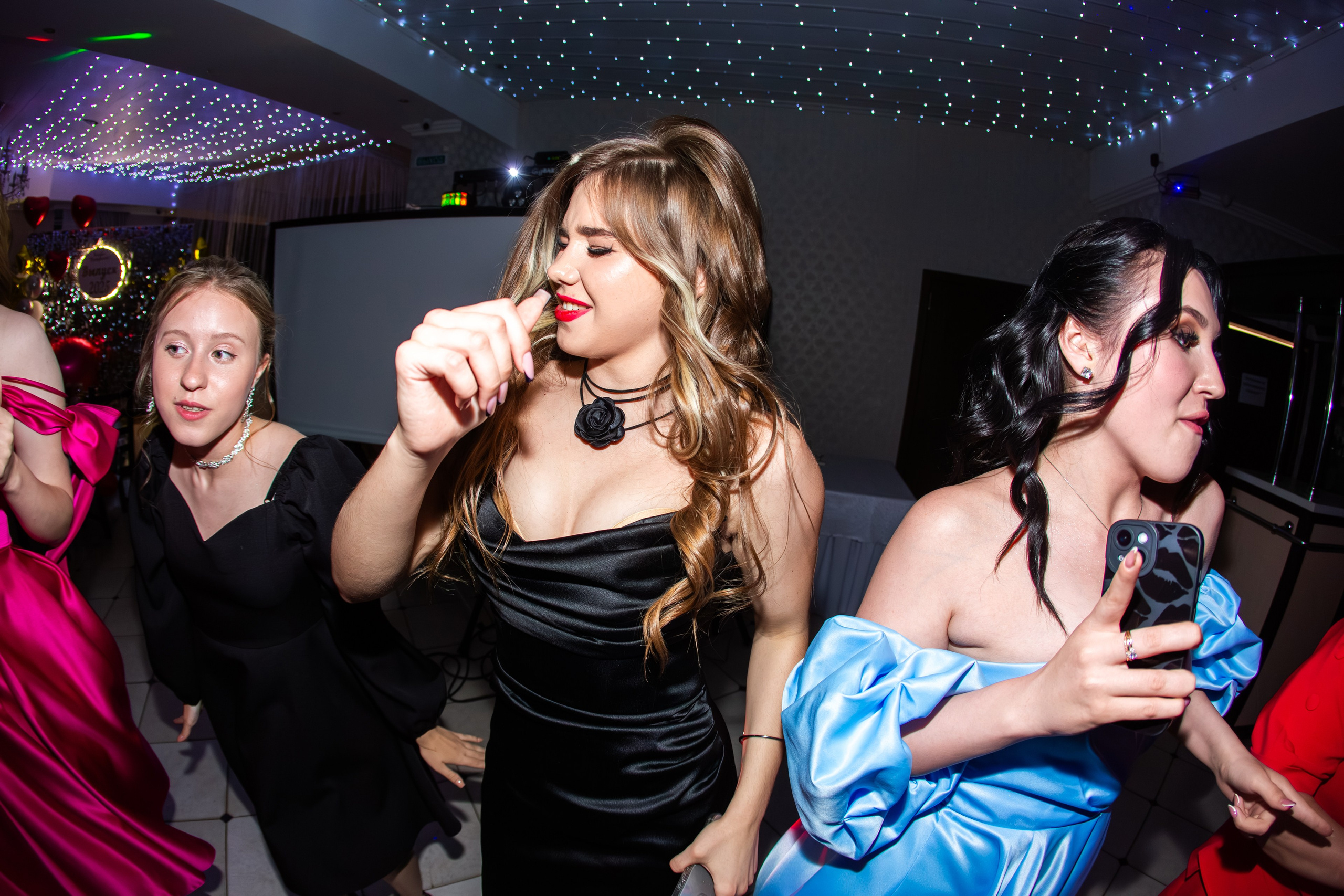 ВЫПУСКНОЙ 2025 для 11 классов. ТВОЙ АЛЬБОМ / ТВОИ ПРАВИЛА