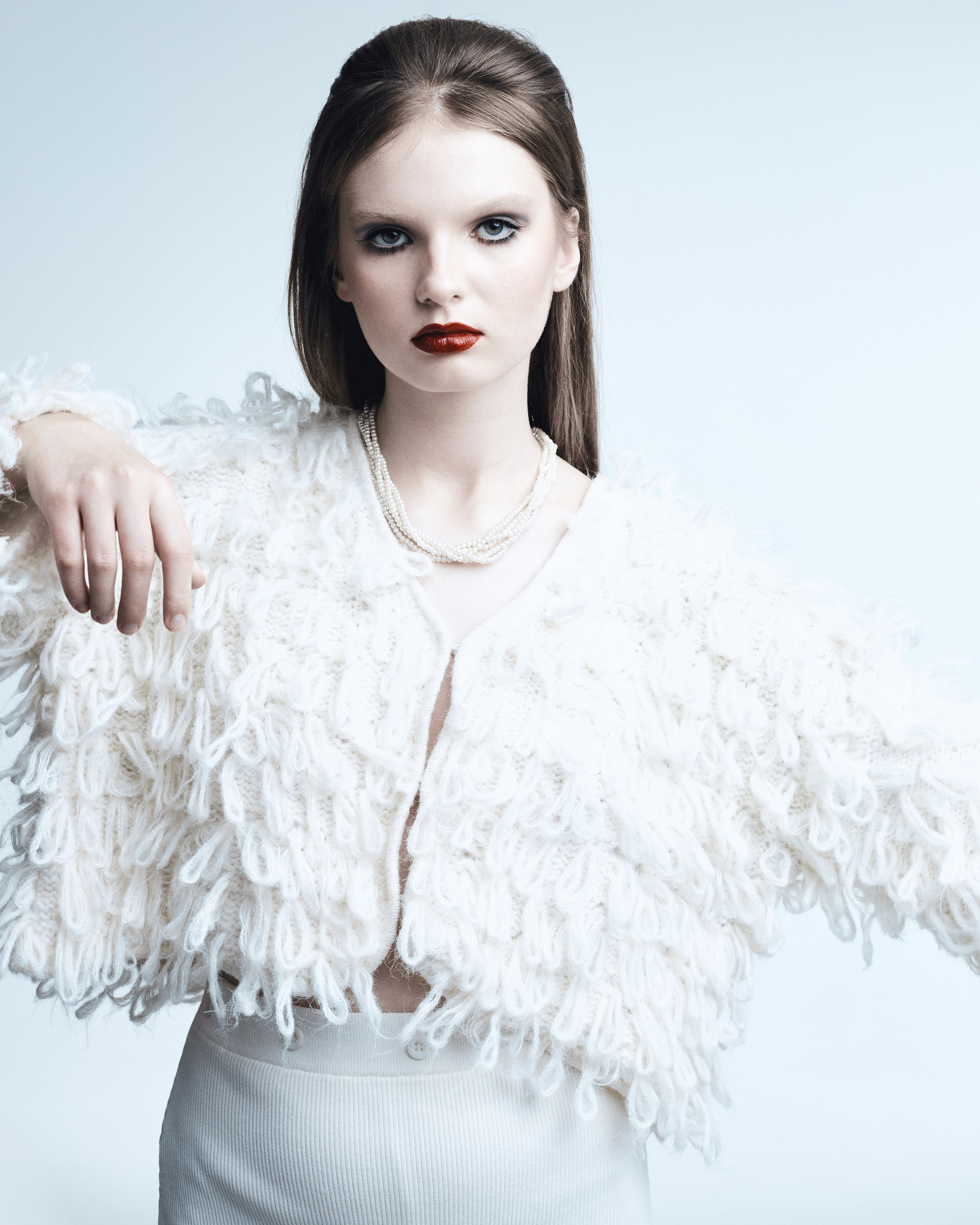 Kati, white and burgundy. Юрина Полина, фотограф из Екатеринбурга