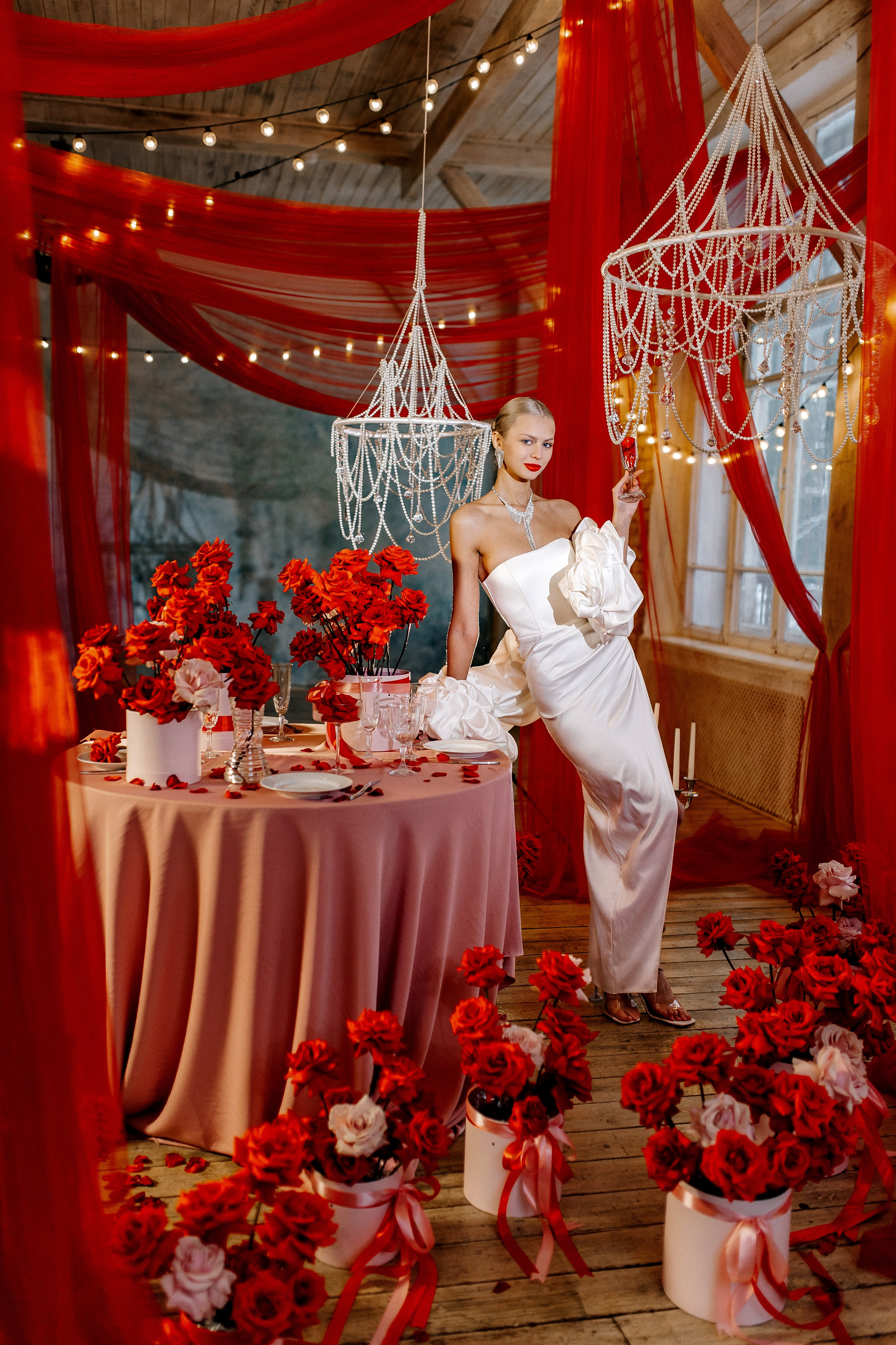 Свадьба в Москве 14.02.24 Красные розы. Свадебный и семейный фотограф в Донецке, Ростове, Севастополе!