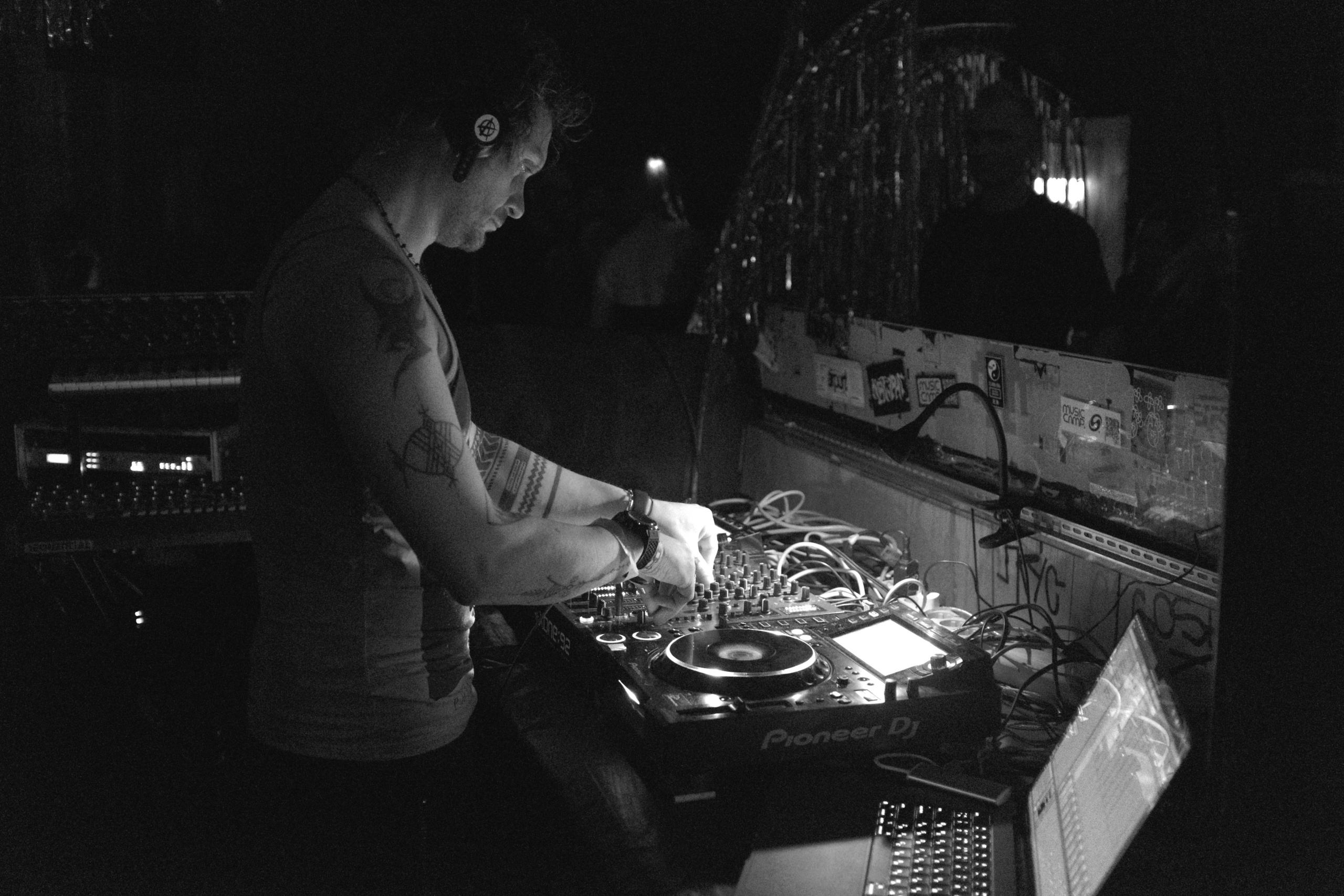 Базовое техно. 2.01.2026 Санкт-Петербург. Репортажный фотограф в Санкт-Петербурге Даниил Могута