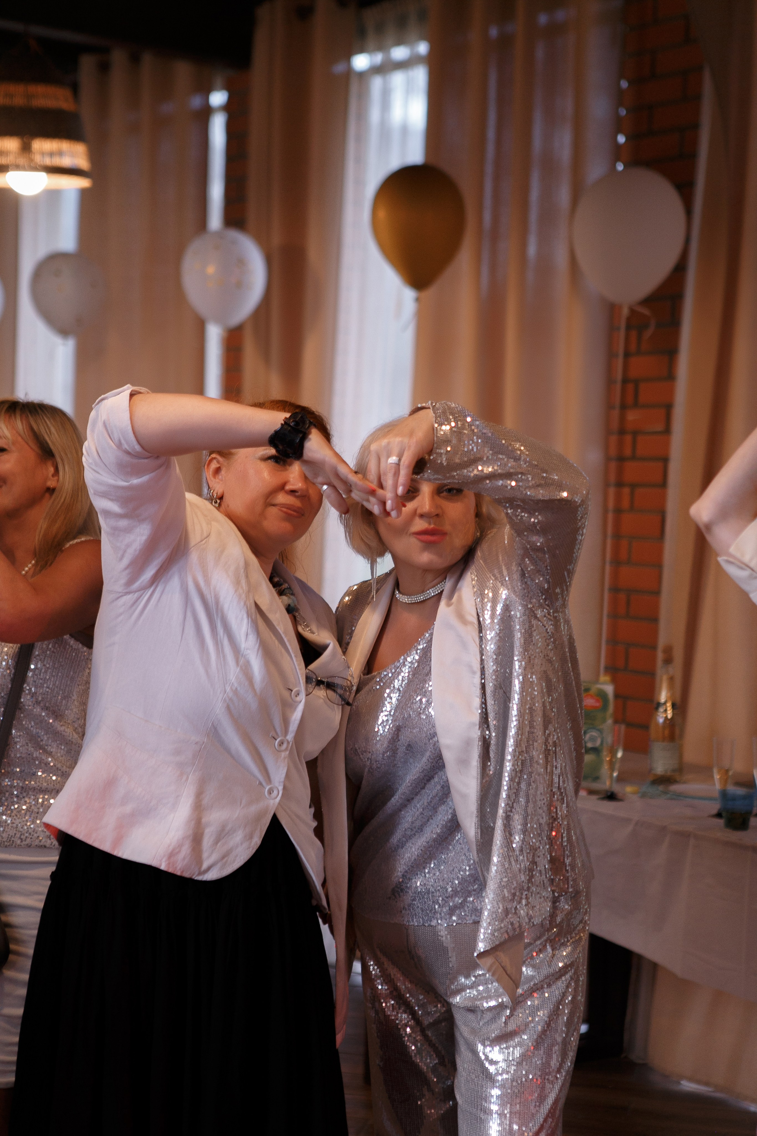 Репортаж с вечеринки в яхт клубе. Главная