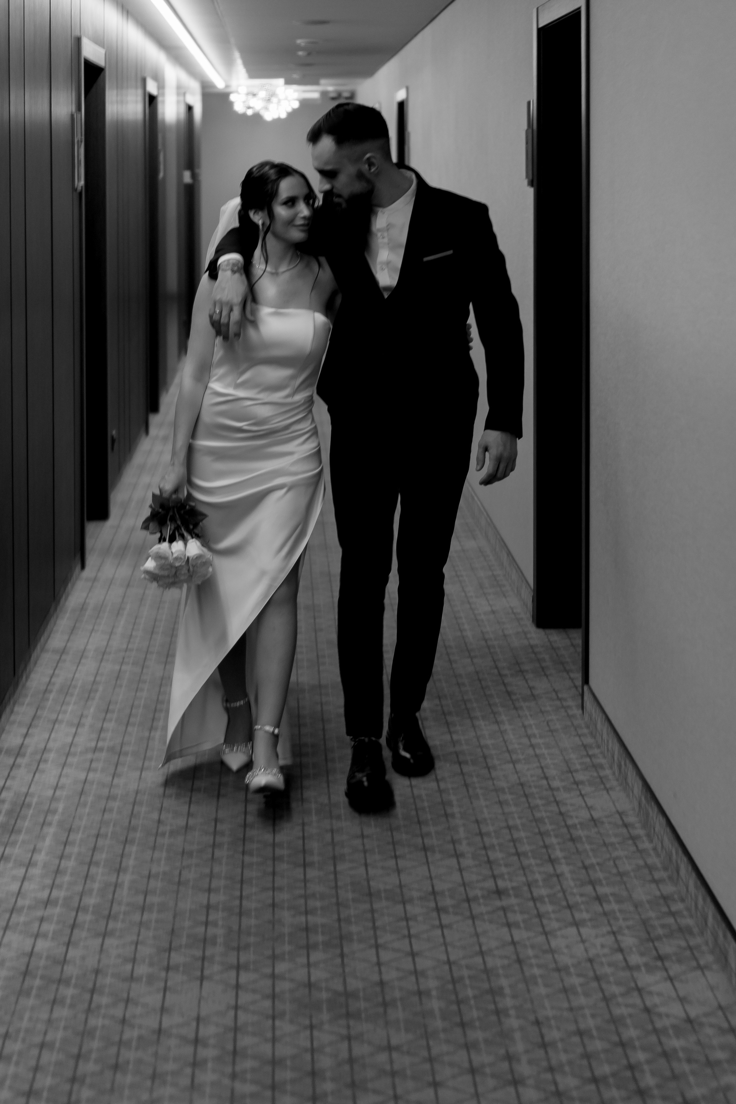 СВАДЕБНАЯ СЬЕМКА СБОРОВ ЖЕНИХА И НЕВЕСТЫ В ОТЕЛЕ И ТАКЖЕ ФОТОСЕССИИЯ В ОТЕЛЕЕ МЕГАПОЛИС БРЯНСК. Профессиональный фотограф, Санкт-Петербург — Виктория Богомолова