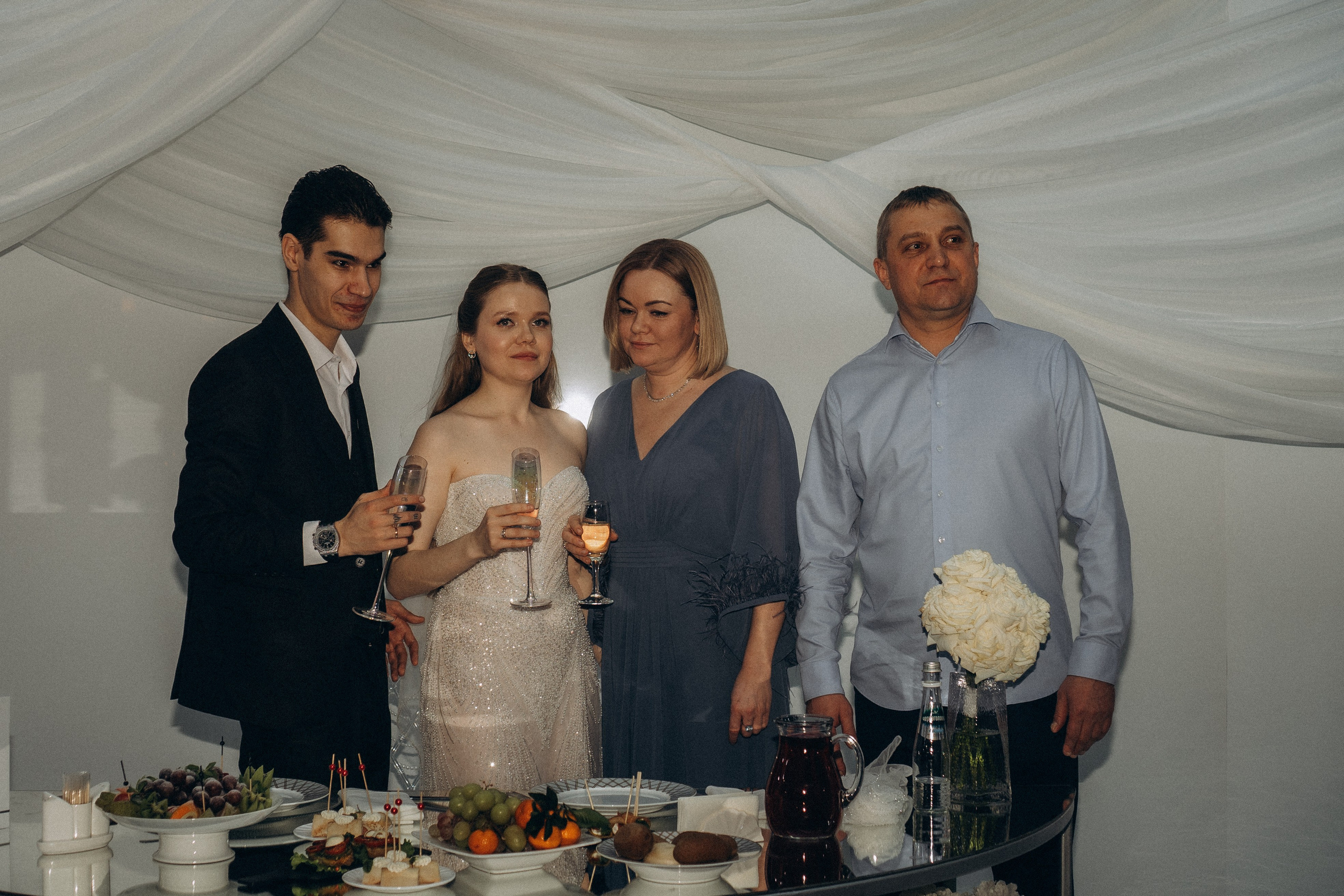 СЬЕМКА СВАДЕБНОГО БАНКЕТА (СНЯТО В СИБИРЕ В НИЖНЕВАРТОВСКЕ). Профессиональный фотограф, Санкт-Петербург — Виктория Богомолова