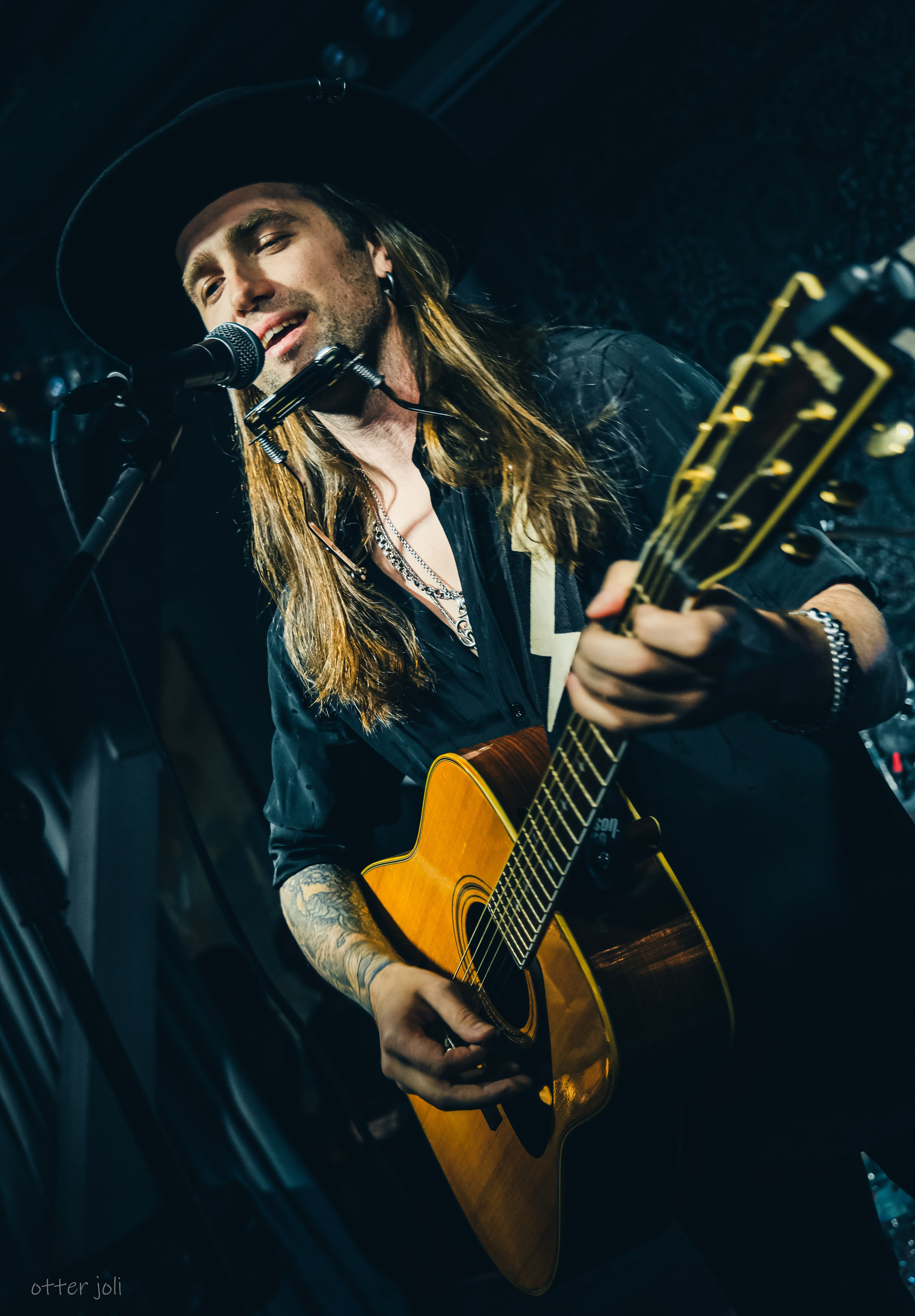 SNAKE 55 | ТехникаБезОпасности. Концертный репортёр Валерия Сафина