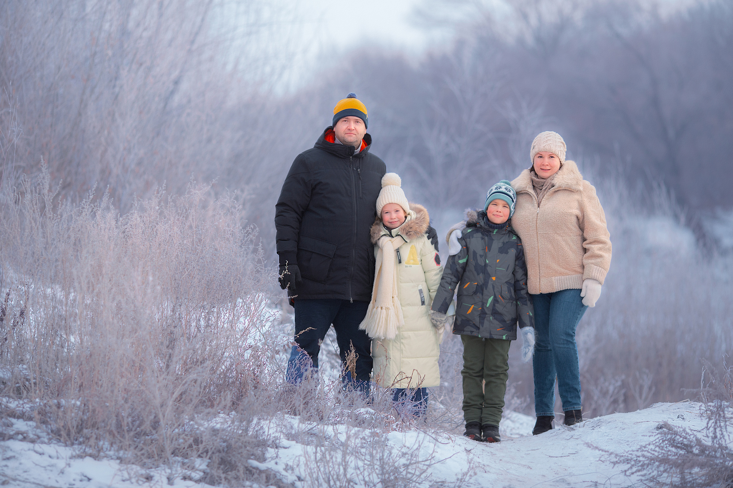 Семья Прокопьевых зима 2022. Фотограф в Москве Оксана Цехмистер