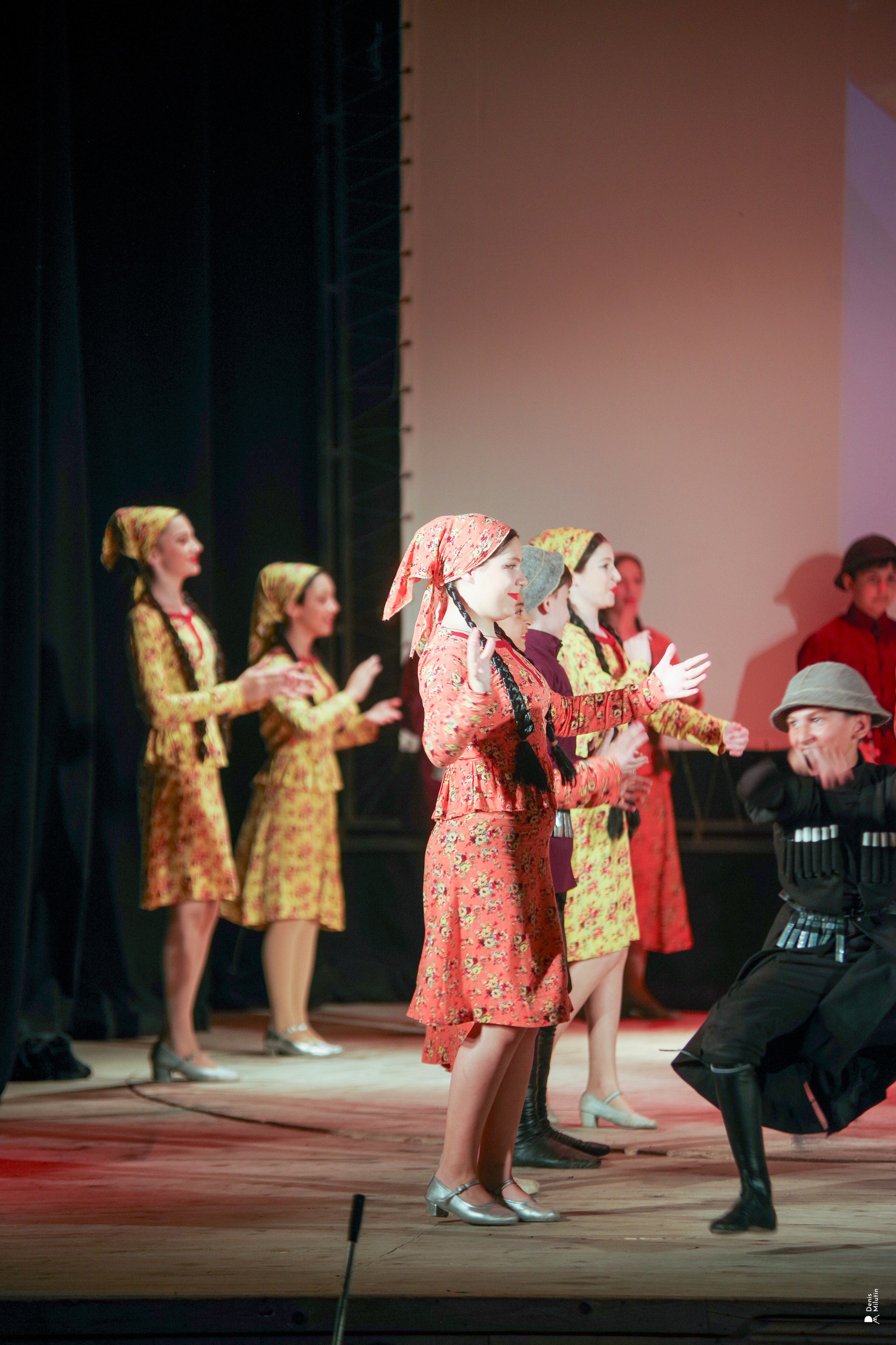 Танцы в прекрасном Они. Портретный фотограф Денис Милютин