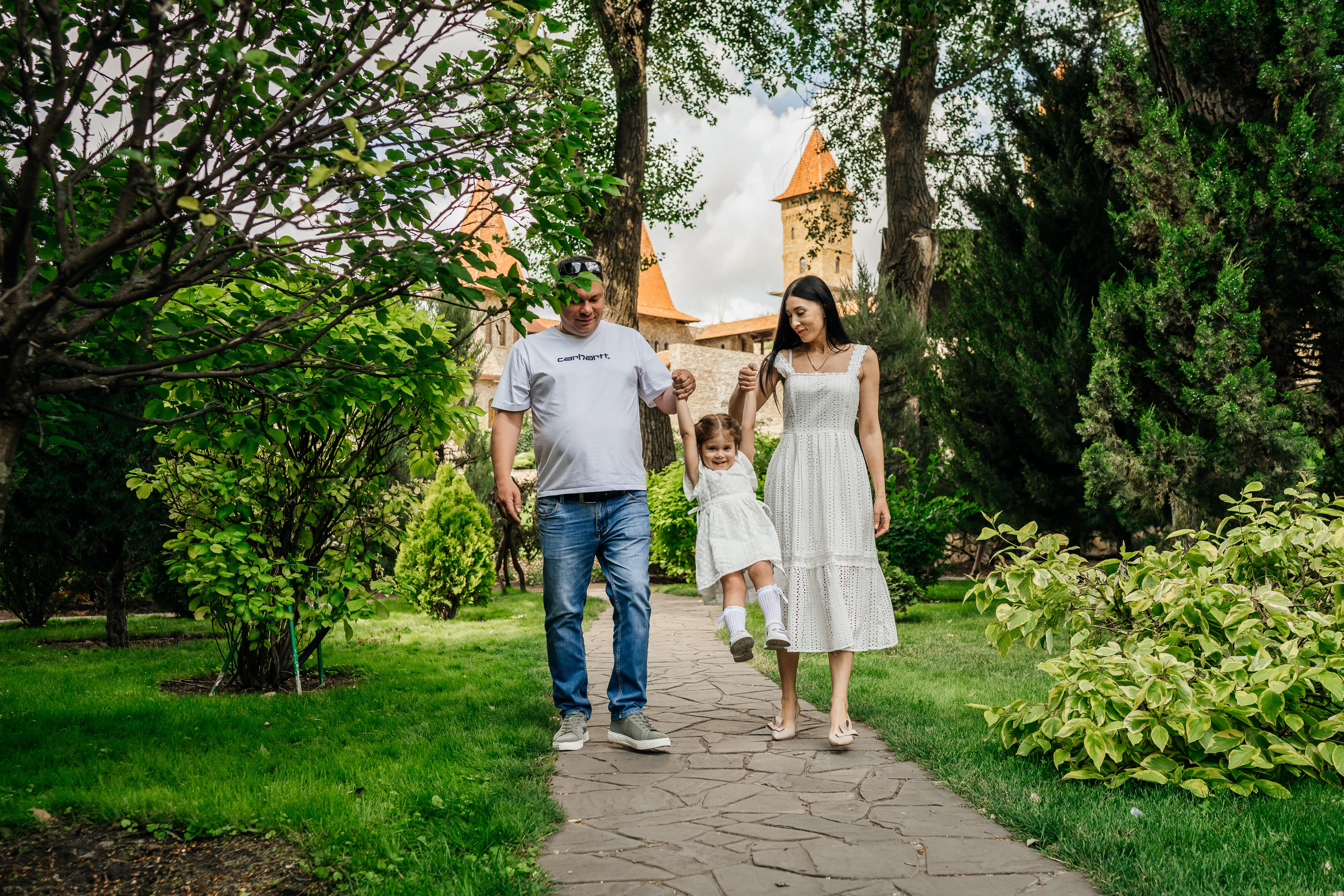 Семья Дарины в парке Лога. Фотограф в Каменске-Шахтинском Ольга Сагал