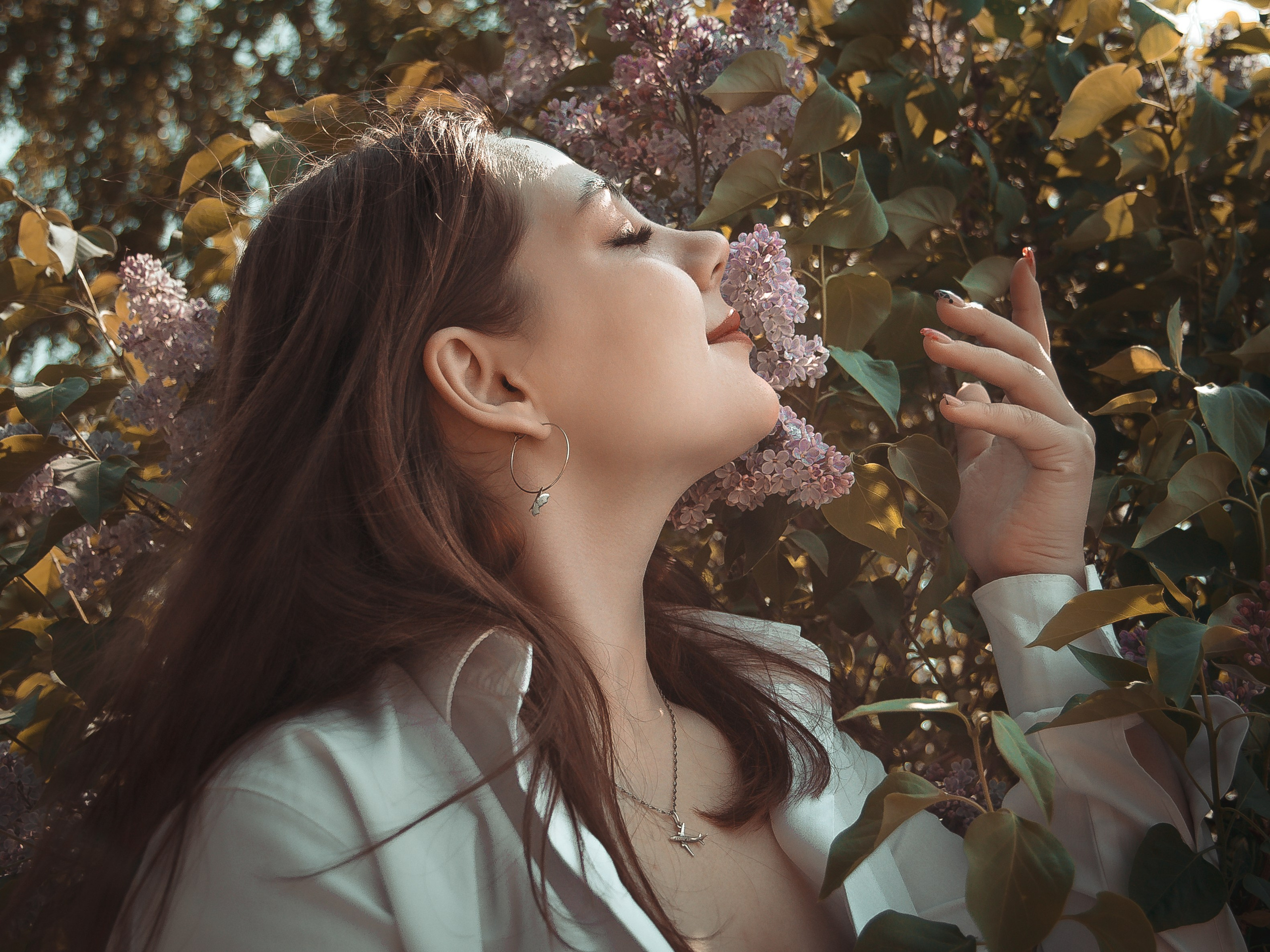 Яблони в саду. Арт-фотограф Крис Л. в Тобольске: портрет, семейные, свадьбы