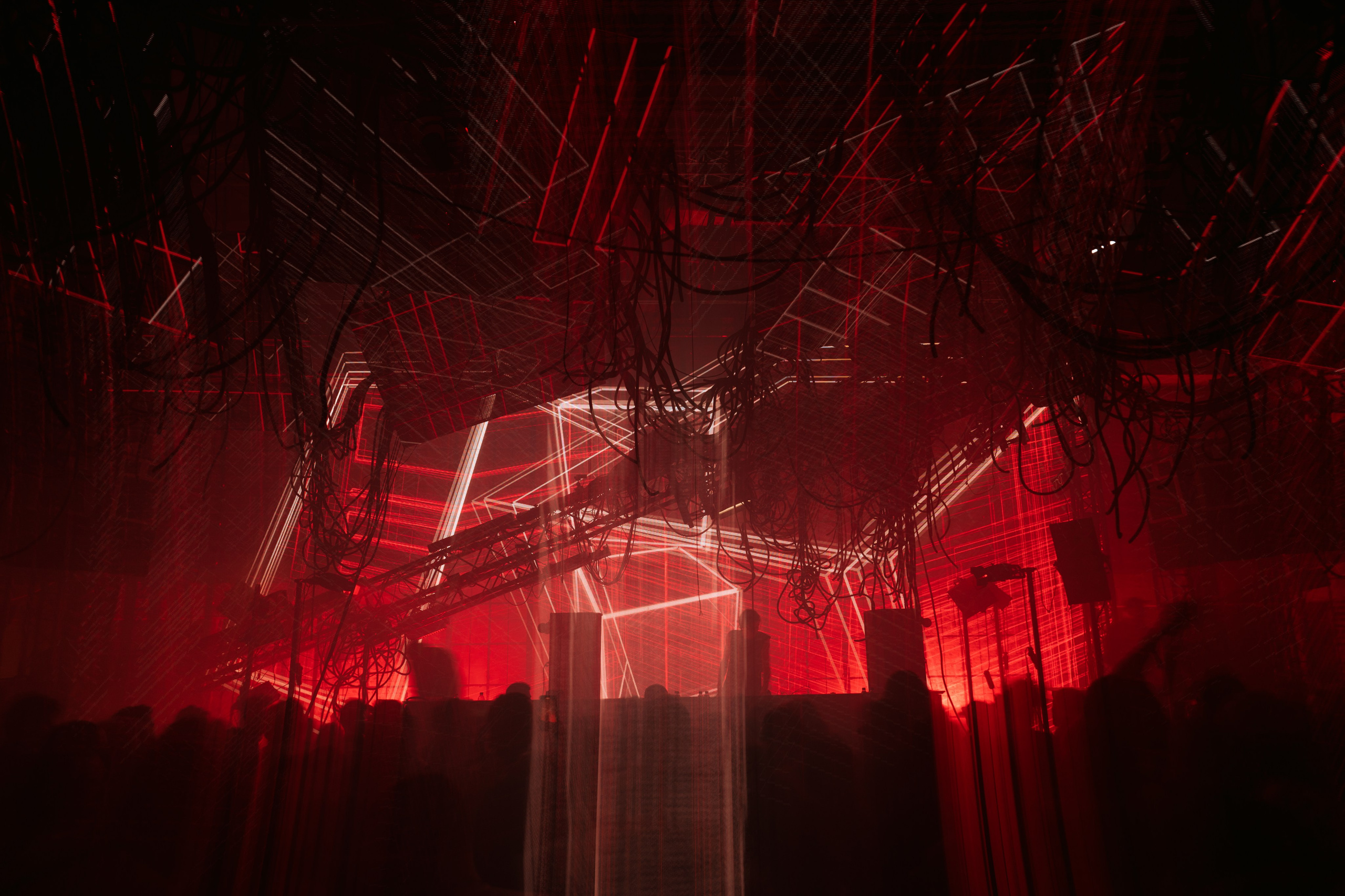 Outline 2024. @tomrus: Рустам Шагиморданов — фотограф