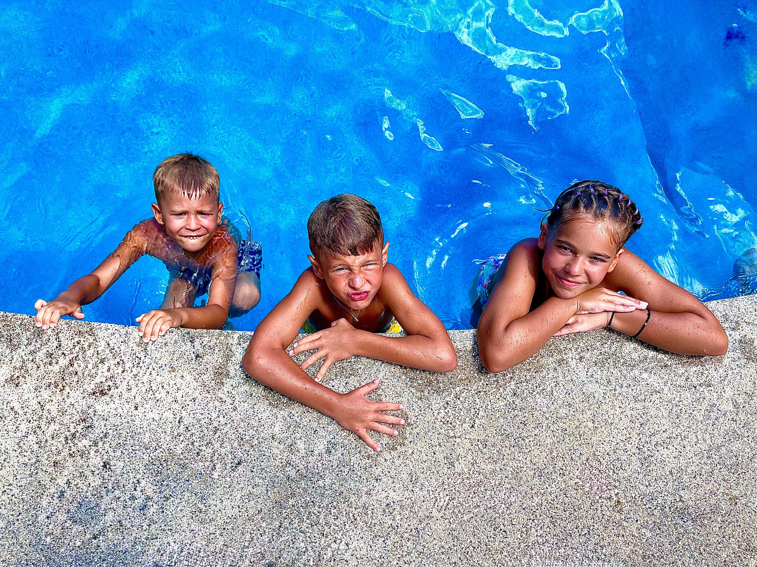 Семейные фото в студии. Фотограф и художник в Москве Евгения Нюнина