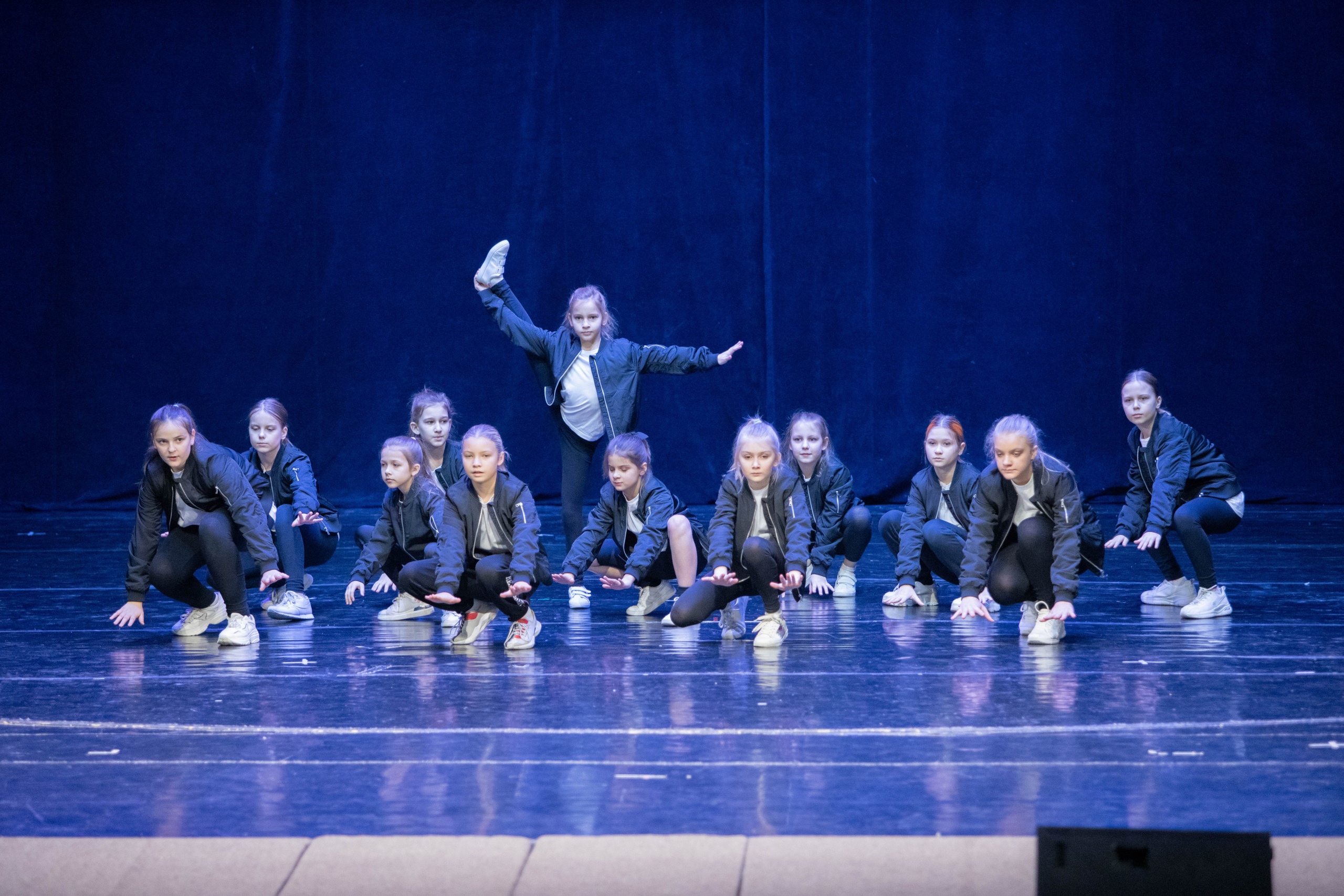 Танцы. Фотография, ретушь, сканирование, восстановление старых фото, интерьерная съёмка, студия. Данилов Александр, Москва