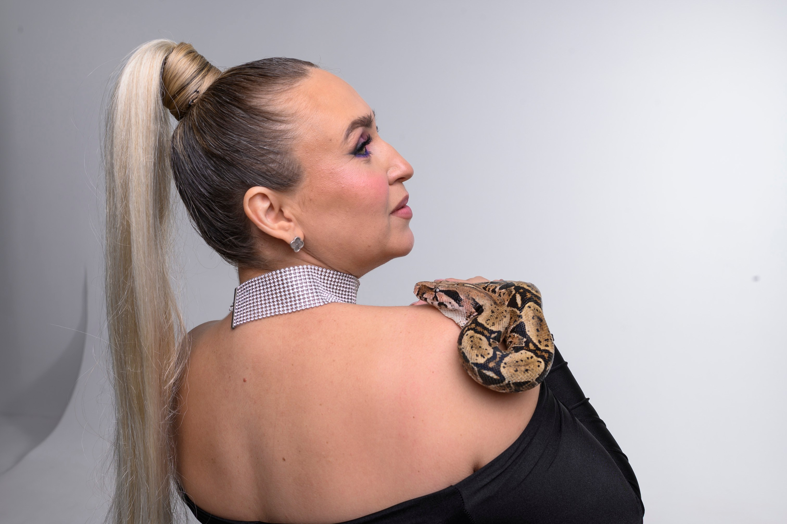 СЬЕМКА СО ЗМЕЕЙ. Семейный фотограф Екатеринбург Лора Мур