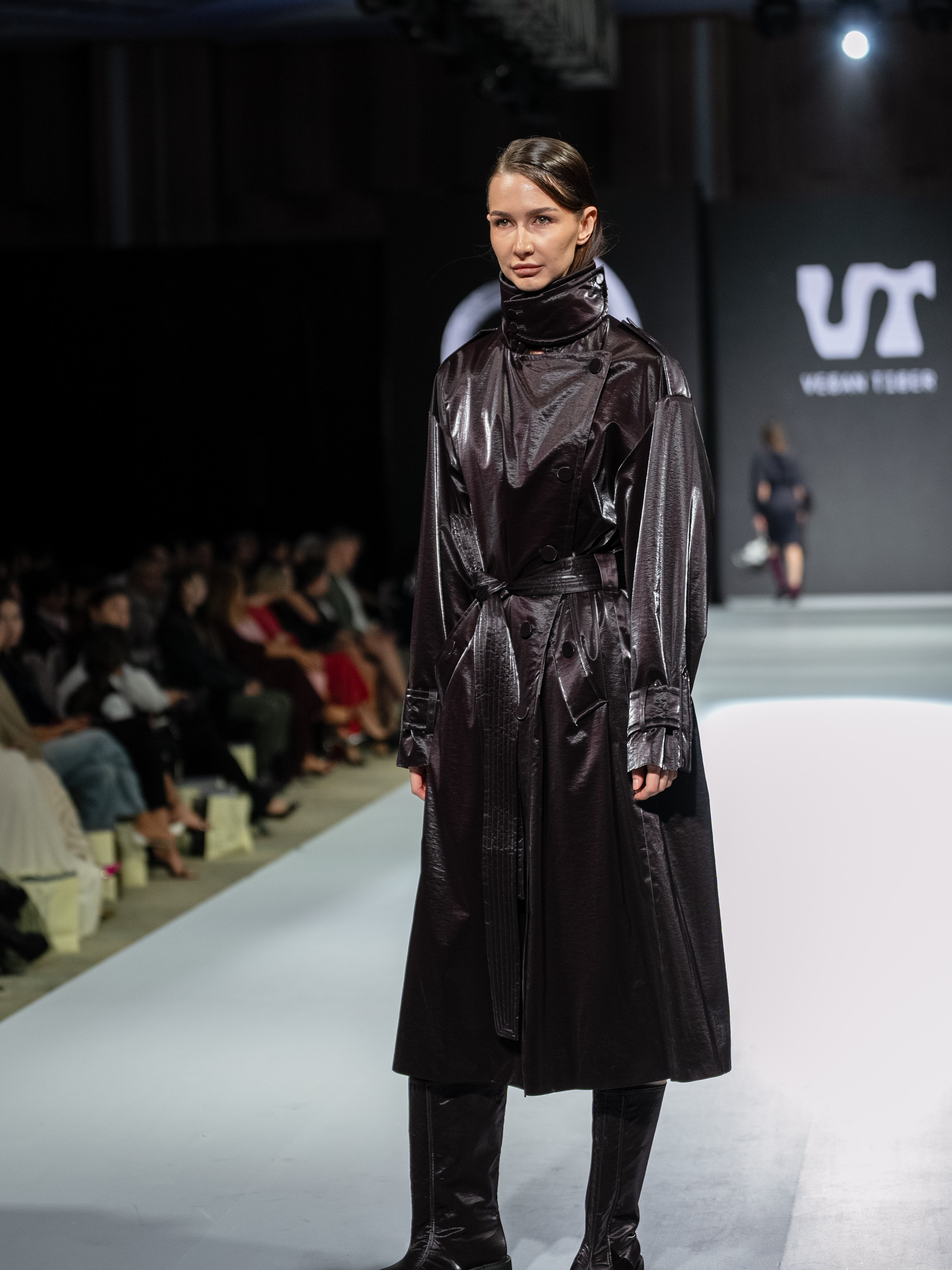 EURASIAN FASHION WEEK Vegan Tiger. Сайт Алматинского НЮ АРТ, будуар и фэшн фотографа Дениса Карпенко