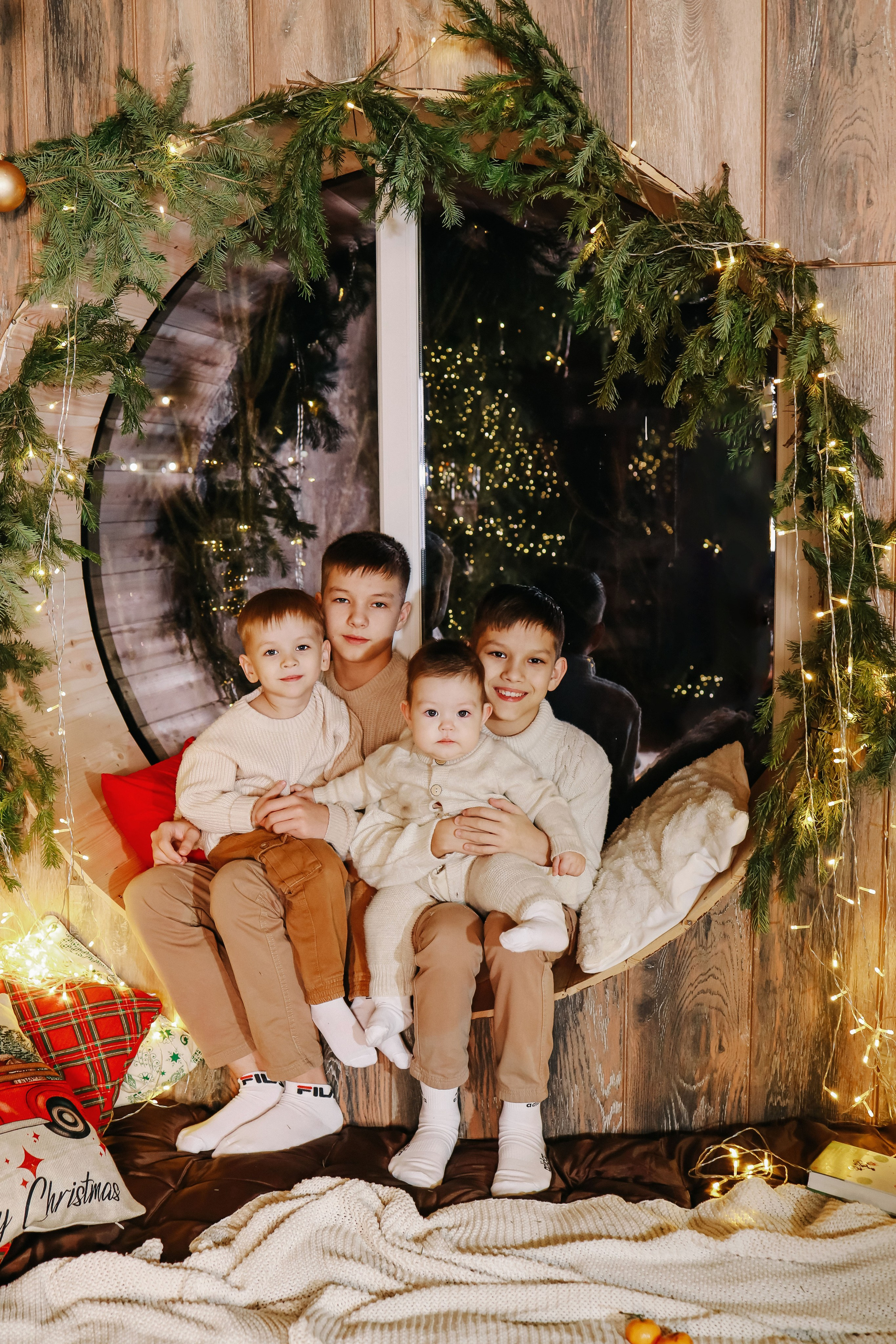 Семейная съемка в локации шале. Большая семья. Иванова Ирина Свадебный и семейный фотограф г. Уфа