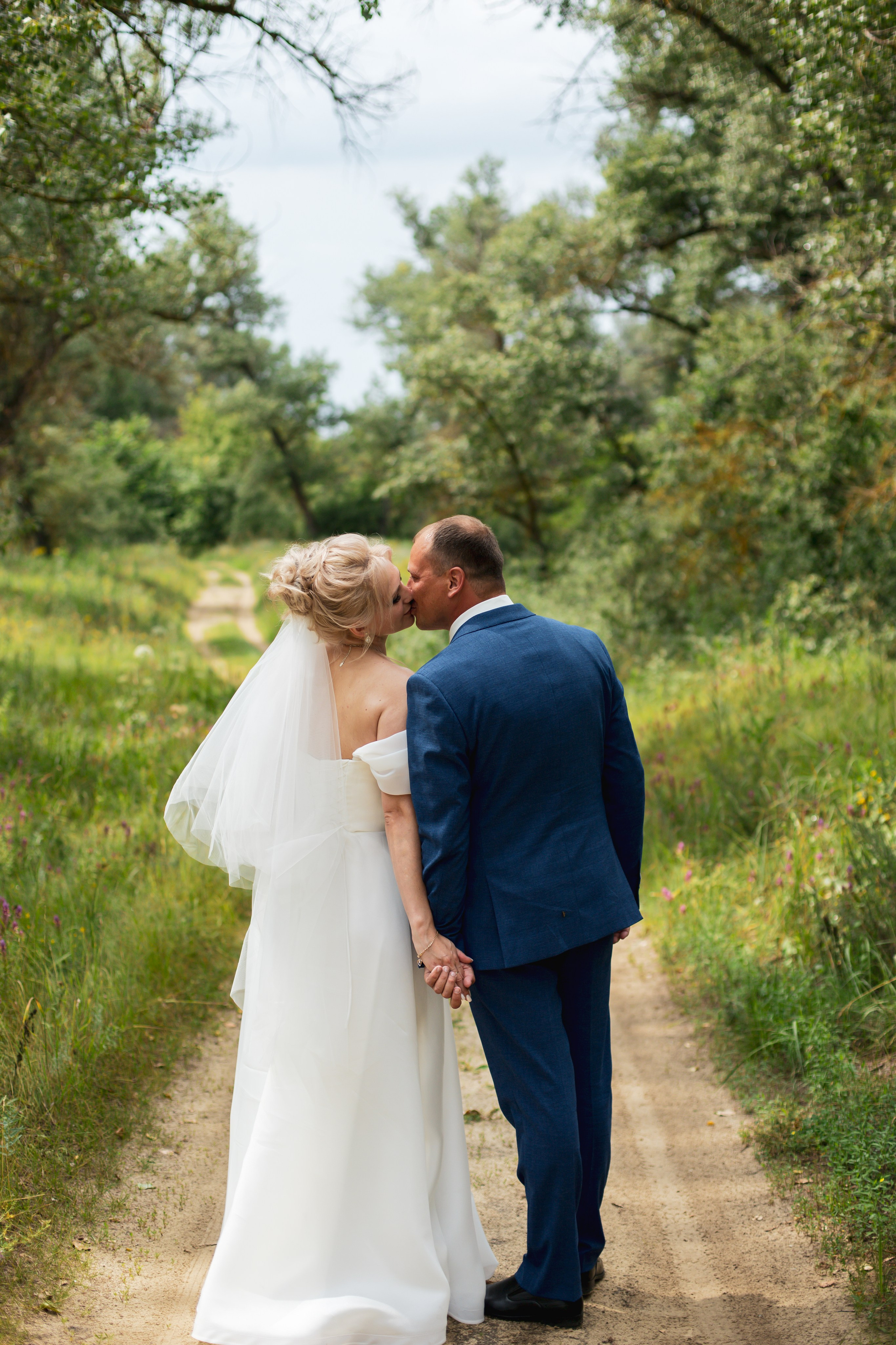 Анонс Максим + Екатерина 5.07.2025. Свадебный и семейный фотограф в Михайловке Полина Крипс