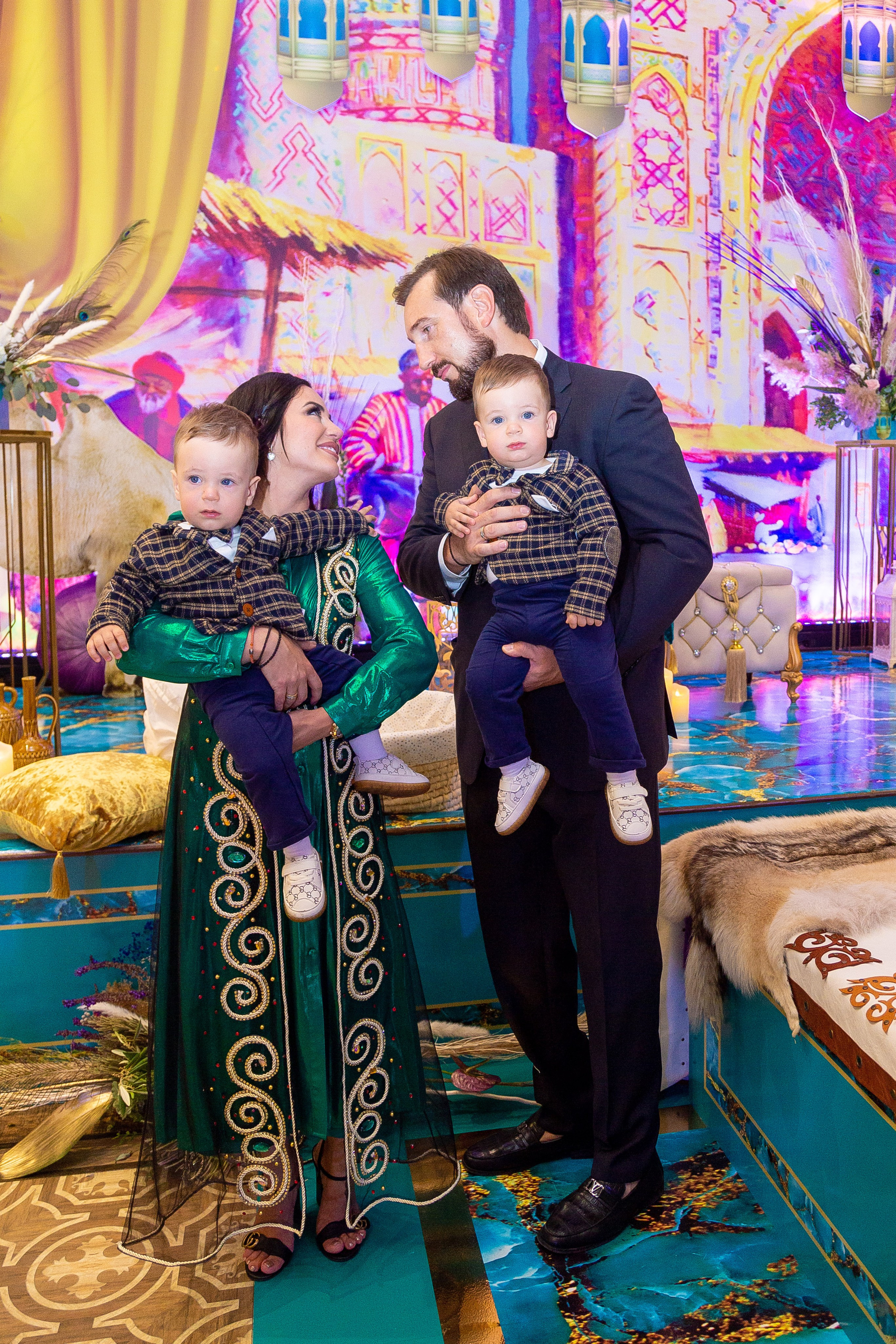 Лео и Давид годик. Свадебный фотограф в Алматы Айгерим Верба