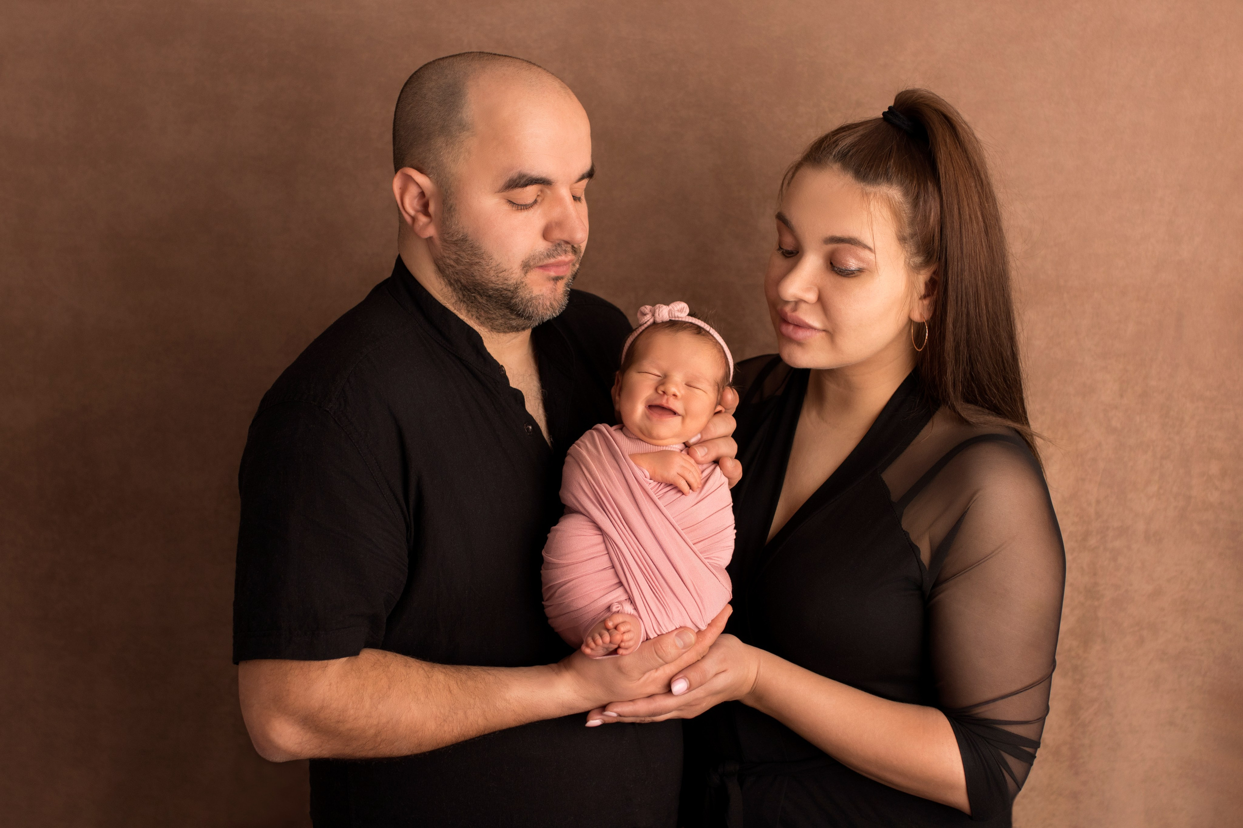 Красивые фотографии малышей у Вас дома. Фотограф новорождённых в Санкт-Петербурге Лилия Яковлева