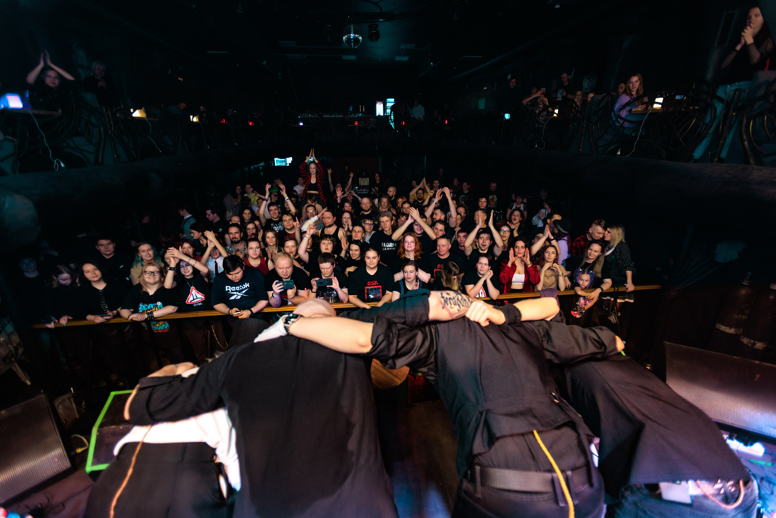 SARA. Репортажный фотограф Екатеринбург | Яркий, качественный репортаж | Концерты, клубы, репортаж, праздники, корпоративы