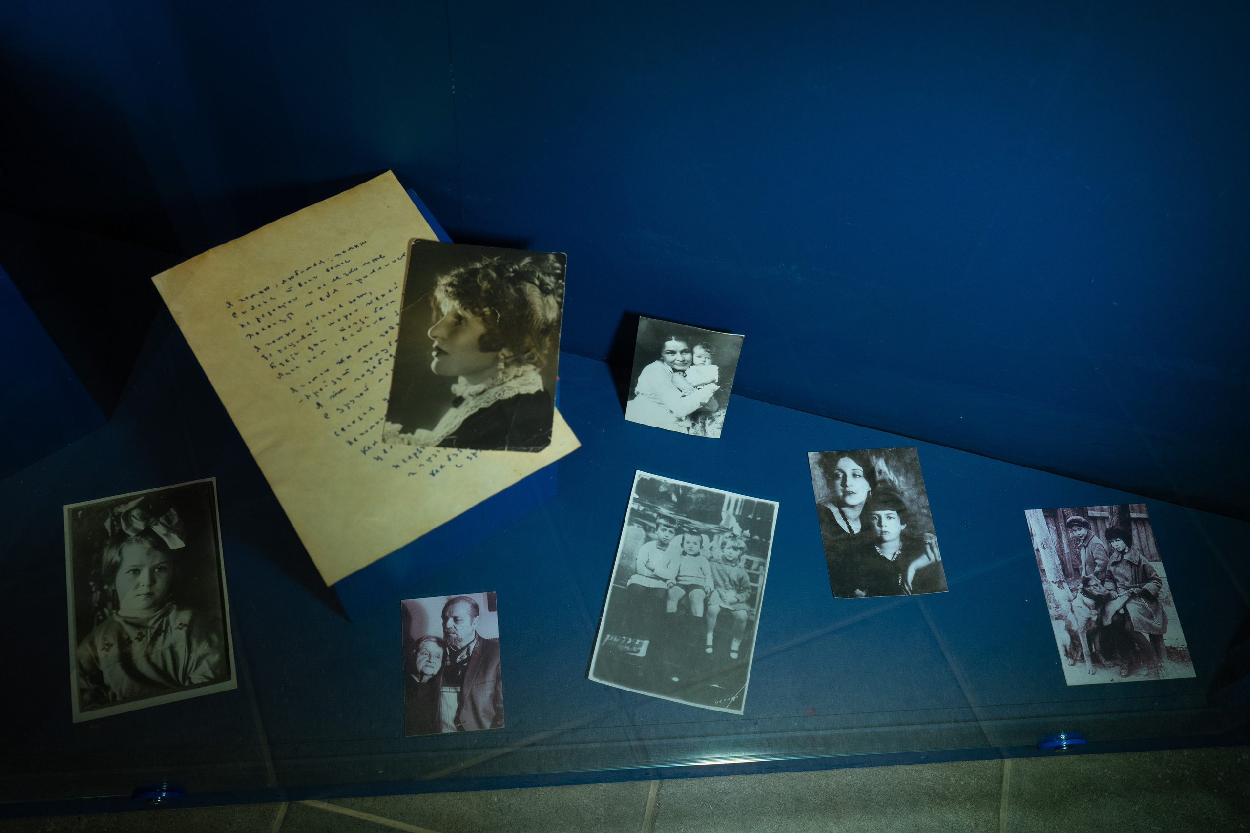 Есенин-центр Московского государственного музея С. А. Есенина. Профессиональный портретный фотограф в Москве Владимир Глаголев