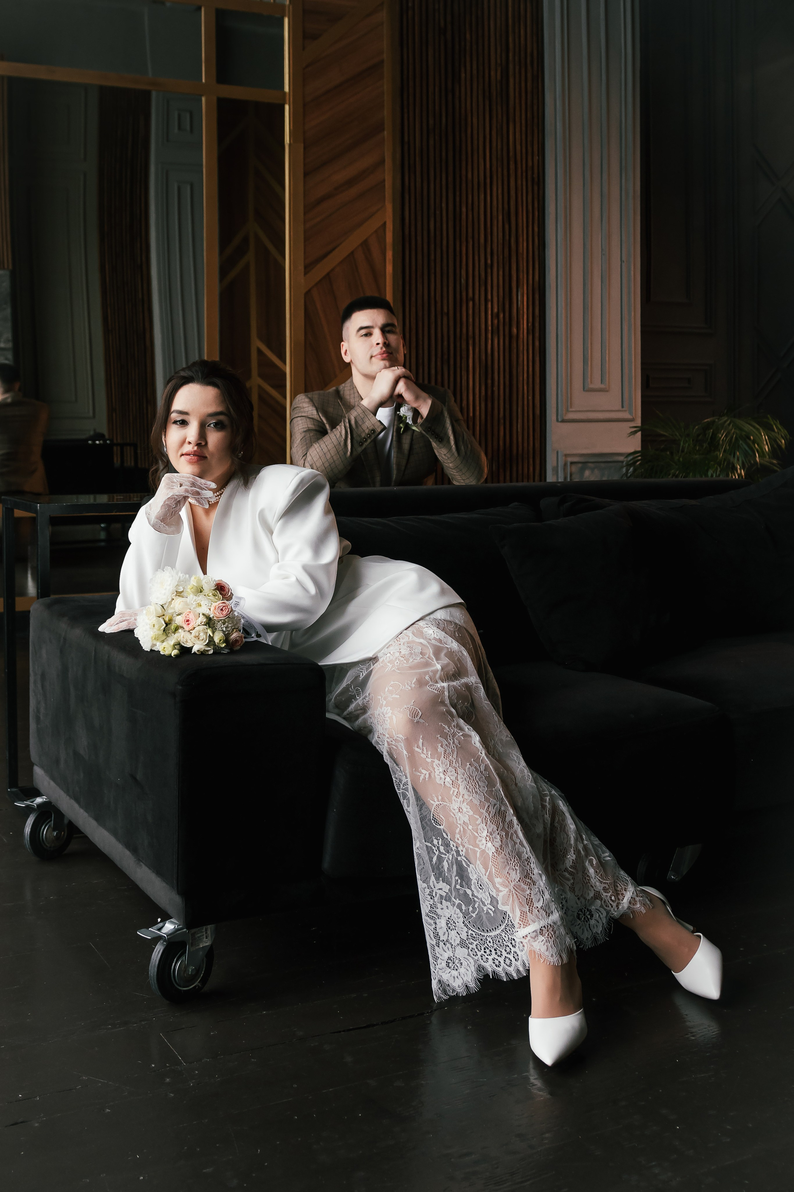 Айсылу и Влад ЗАГС Центральный и фотостудия FREEDOM. Фотограф Новосибирск