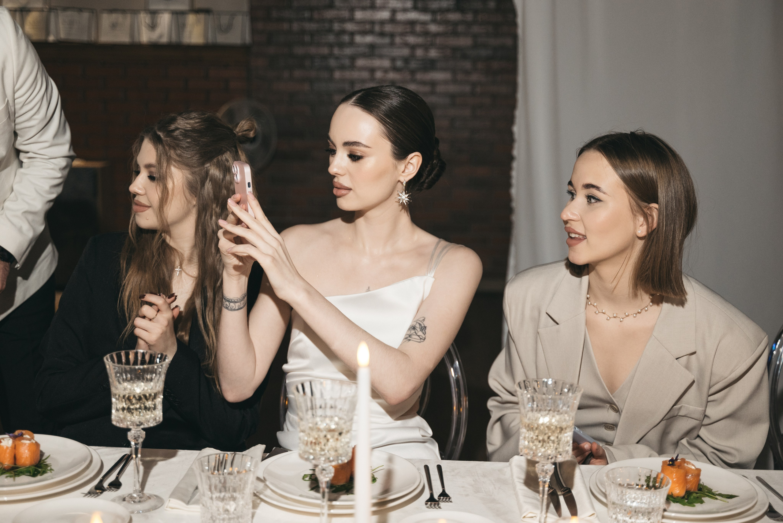 WhiteRoom Pre-wedding. Репортажный и свадебный фотограф в Сургуте