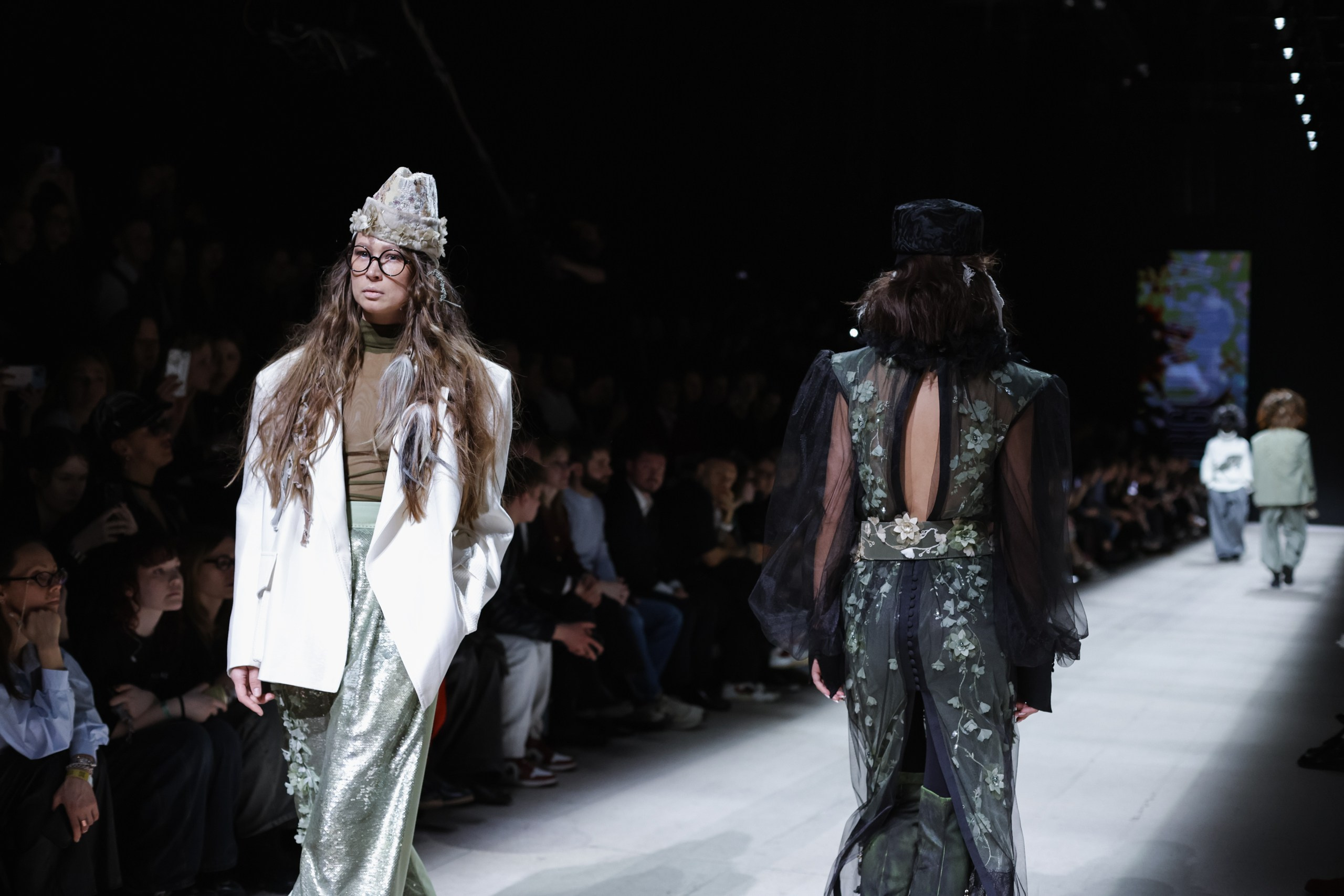 Показ IGOR GULYAEV — Moscow Fashion Week 19/03. Jane Kudryavtseva | MODEL PHOTO, PORTRAIT & EVENTS