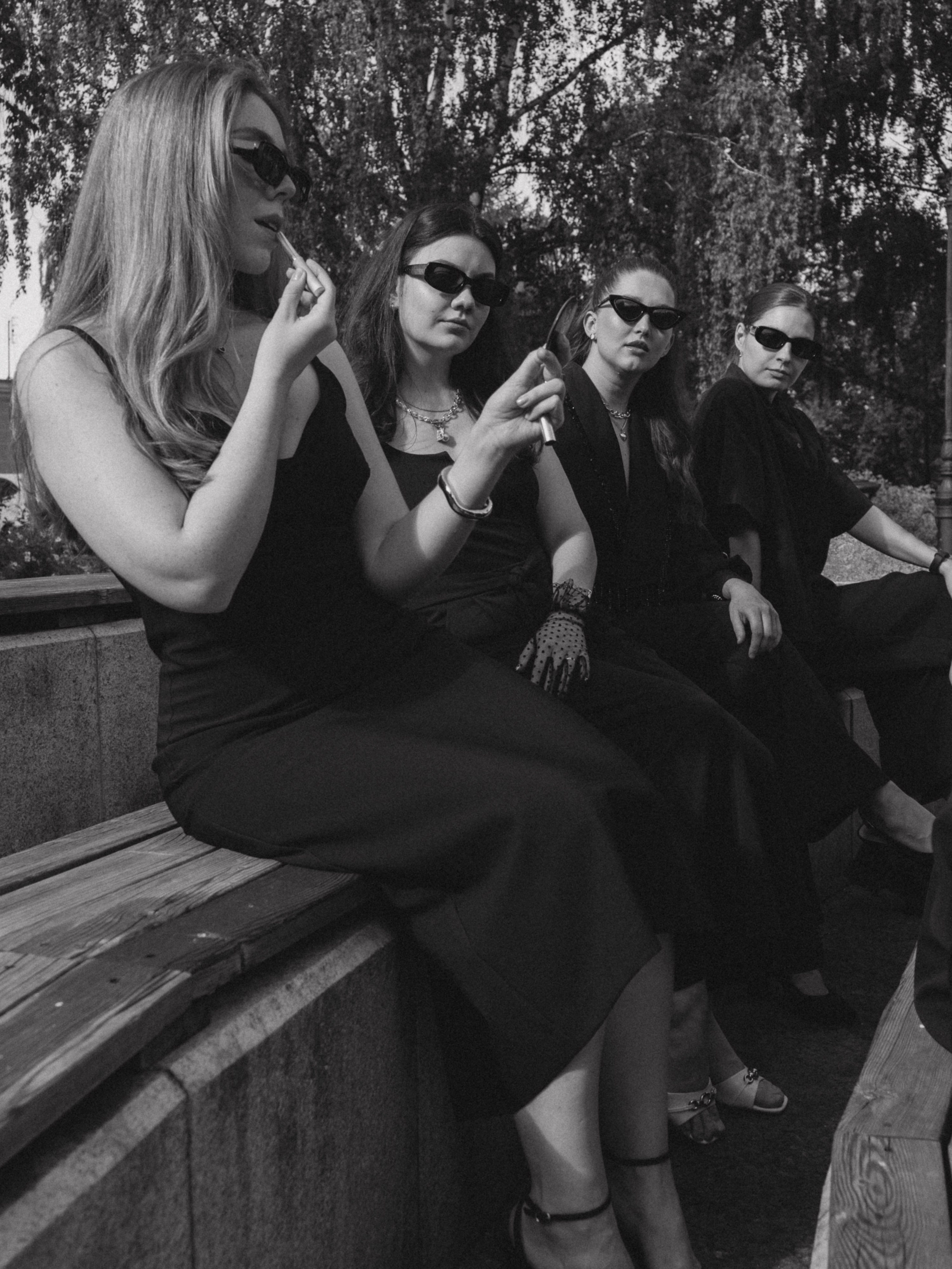 Девичник в чёрном. Фотограф в Екатеринбурге Яна Круташова