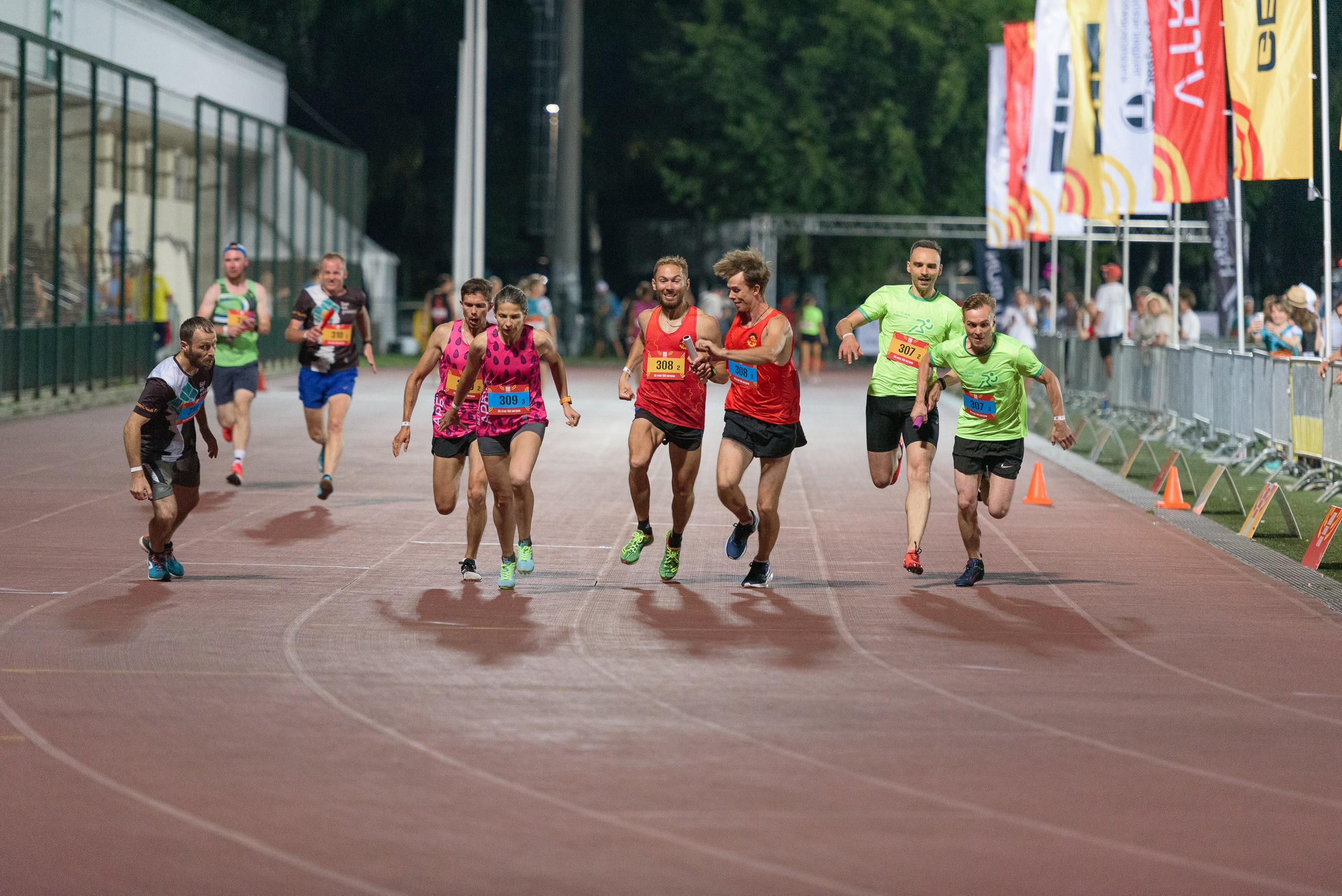 Битва беговых клубов. Репортажный фотограф Сергей Квартальнов