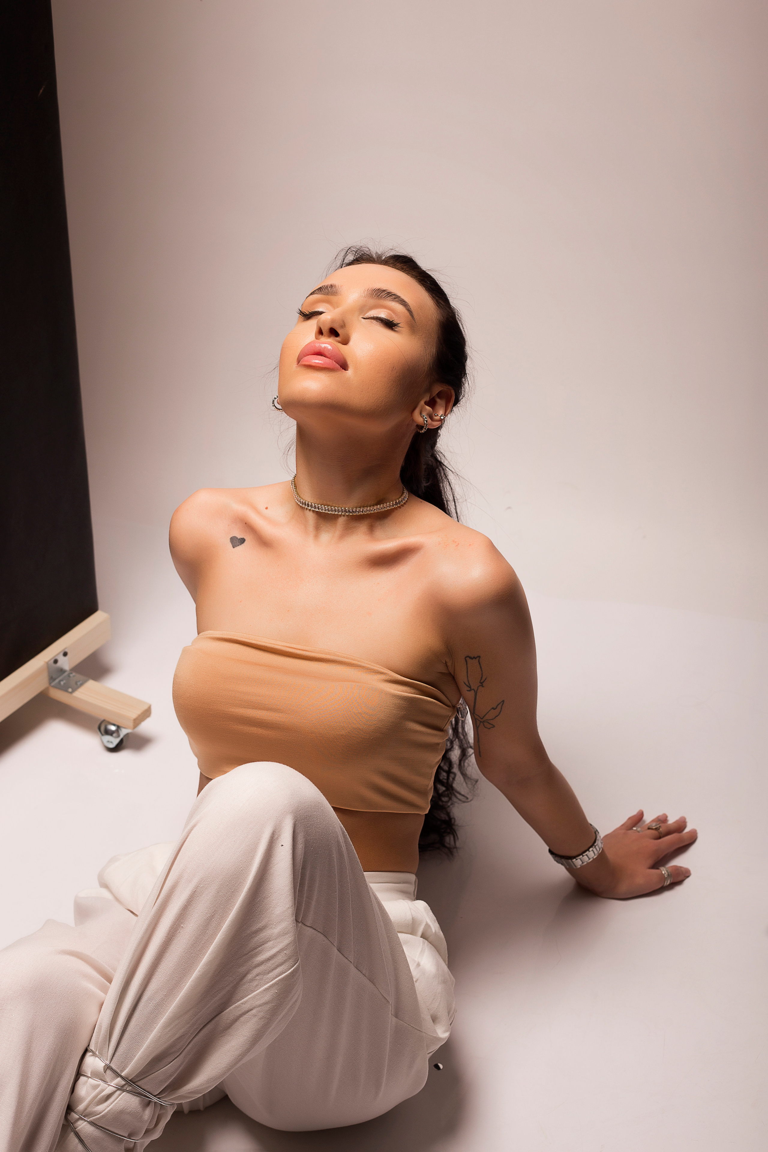 YANA. Фотограф женского портрета, беременности и семейных фотосессий