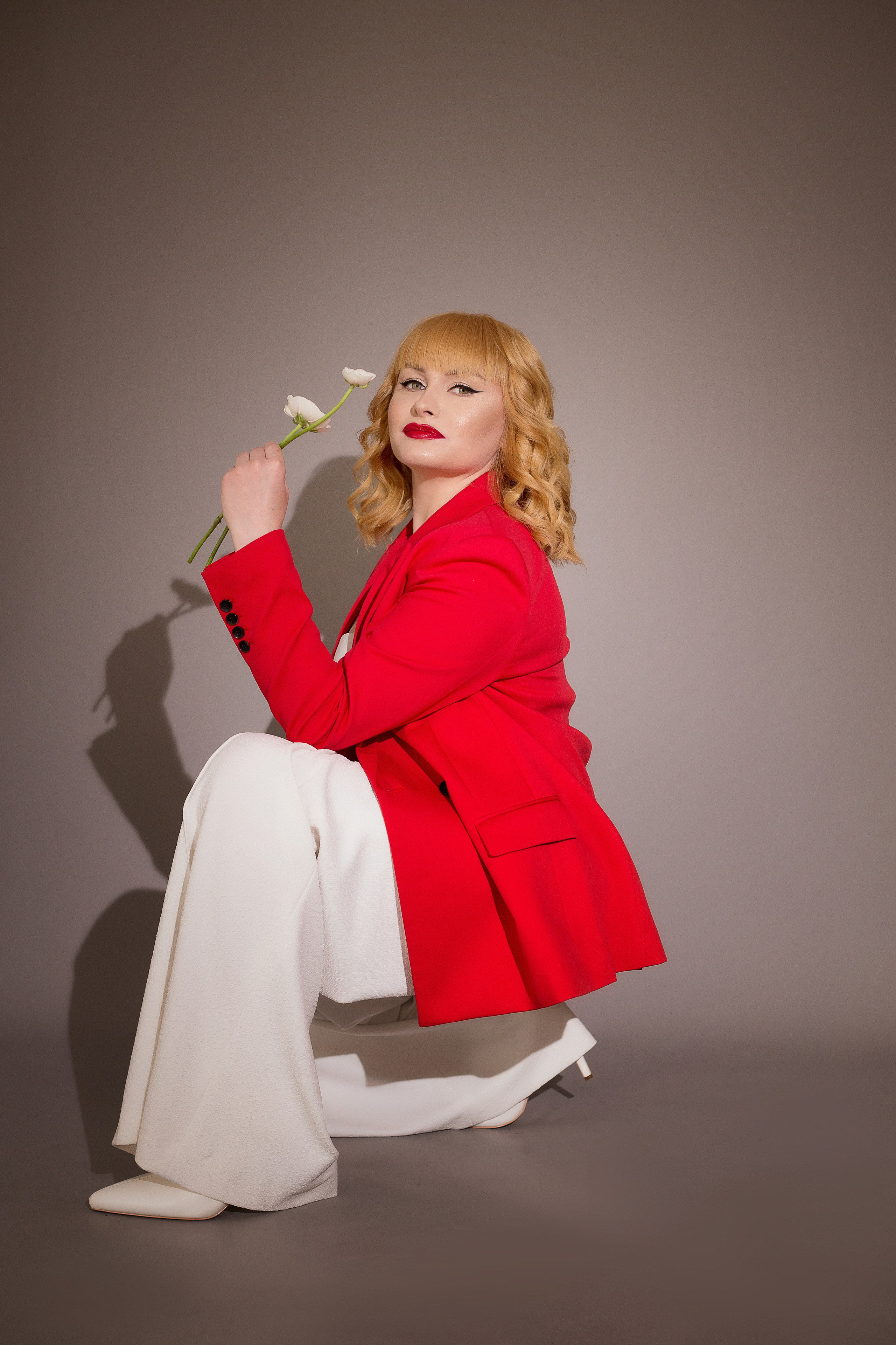 LENA. Фотограф женского портрета, беременности и семейных фотосессий