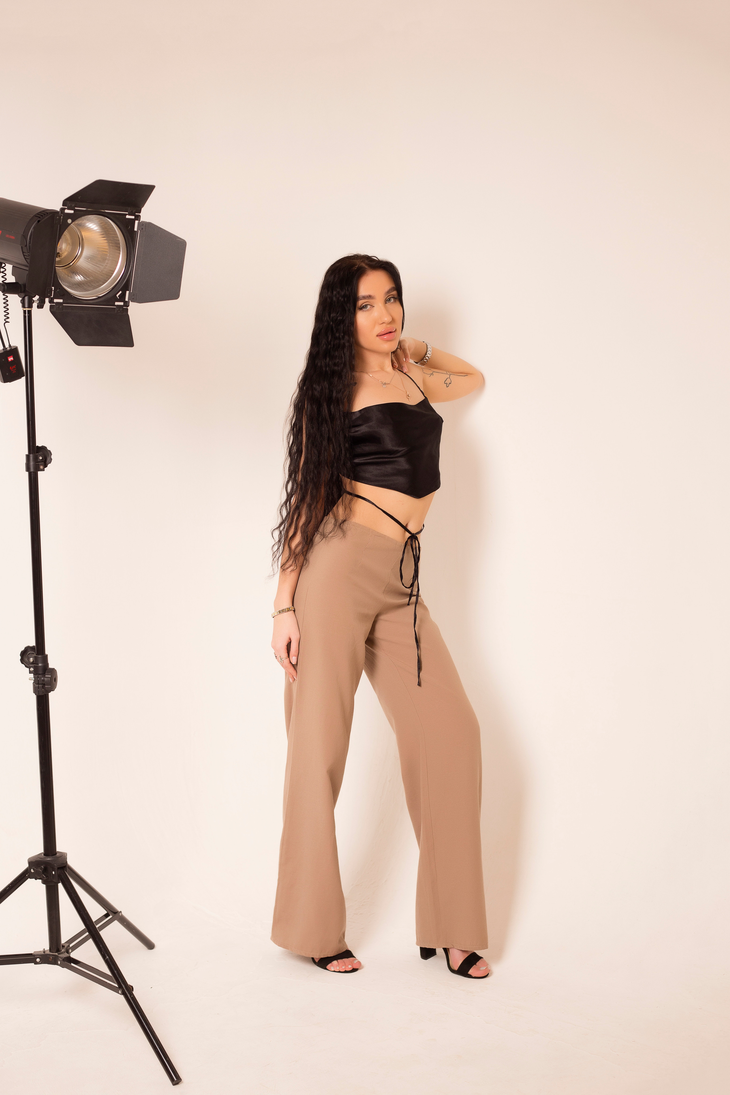 YANA. Фотограф женского портрета, беременности и семейных фотосессий