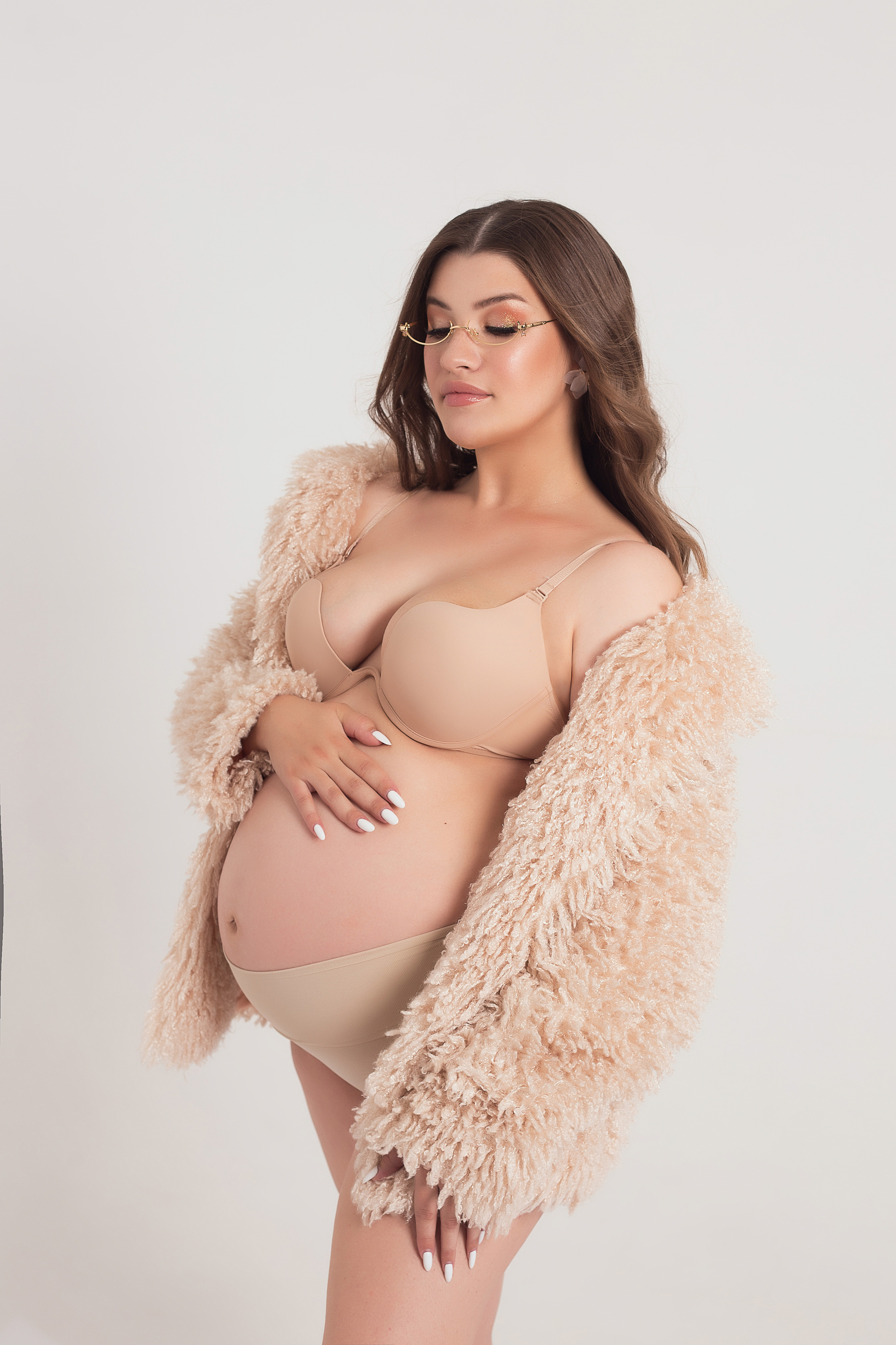 ANNA. Фотограф женского портрета, беременности и семейных фотосессий