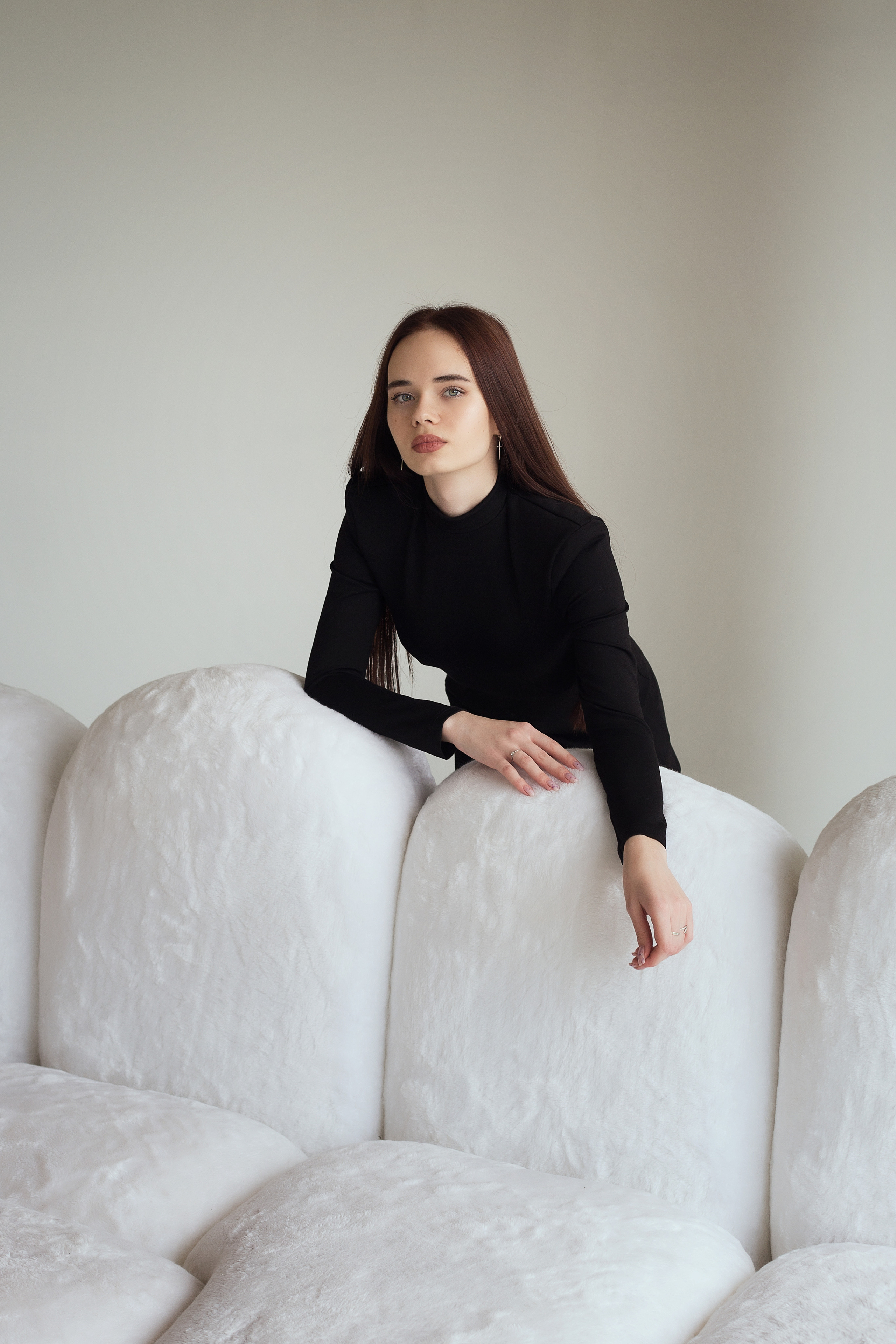 OLYA. Фотограф женского портрета, беременности и семейных фотосессий