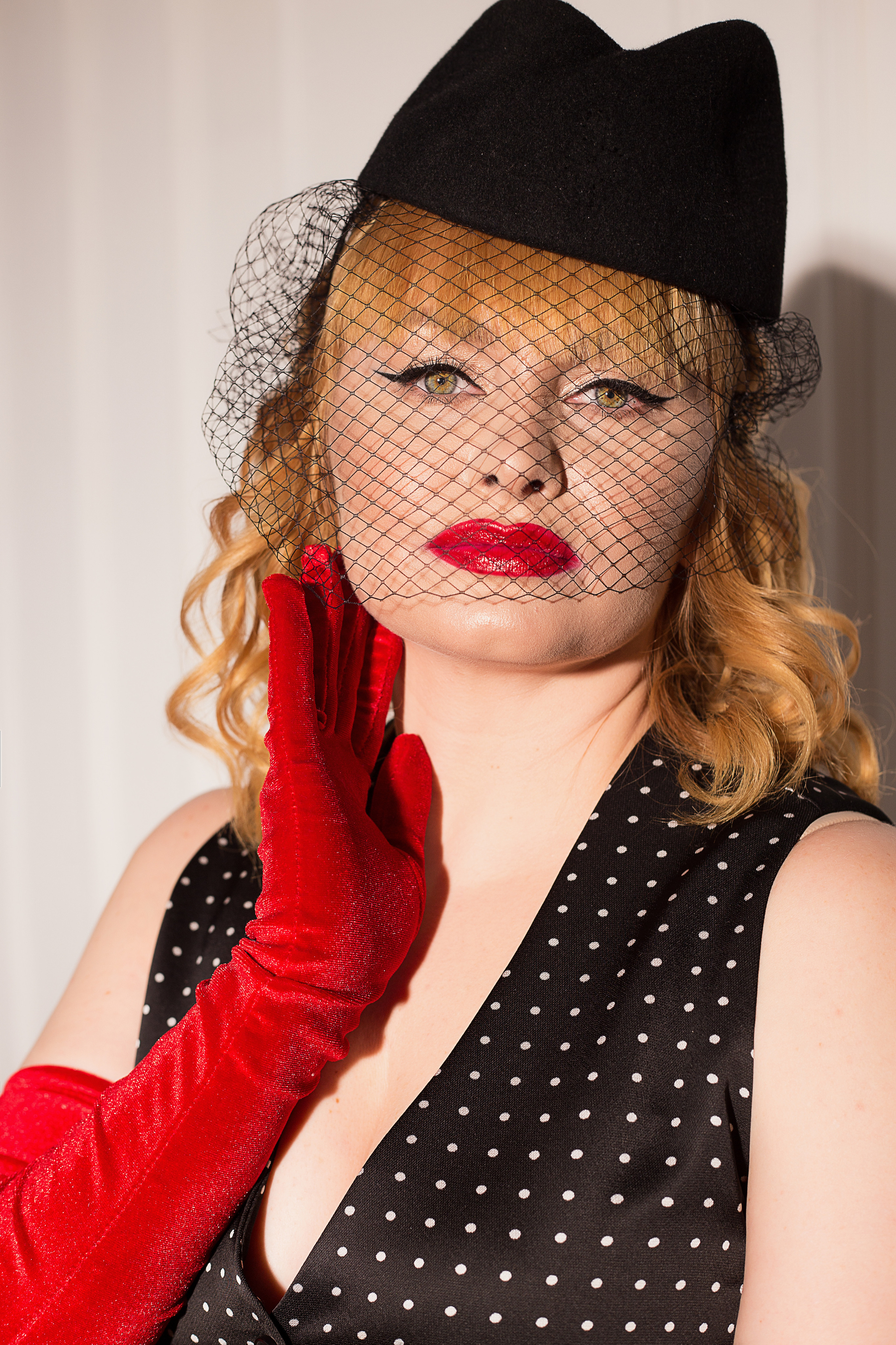 LENA. Фотограф женского портрета, беременности и семейных фотосессий