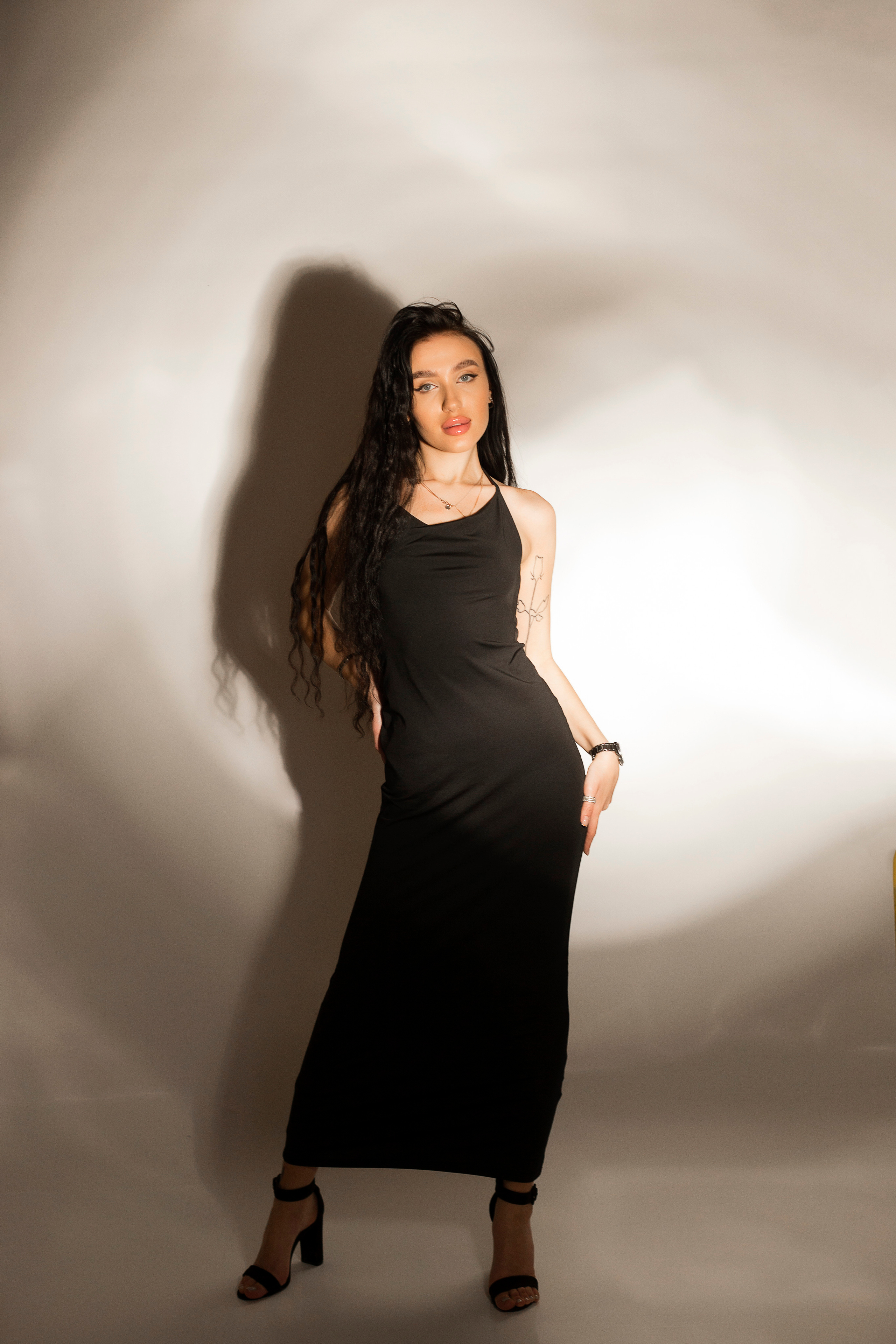 YANA. Фотограф женского портрета, беременности и семейных фотосессий