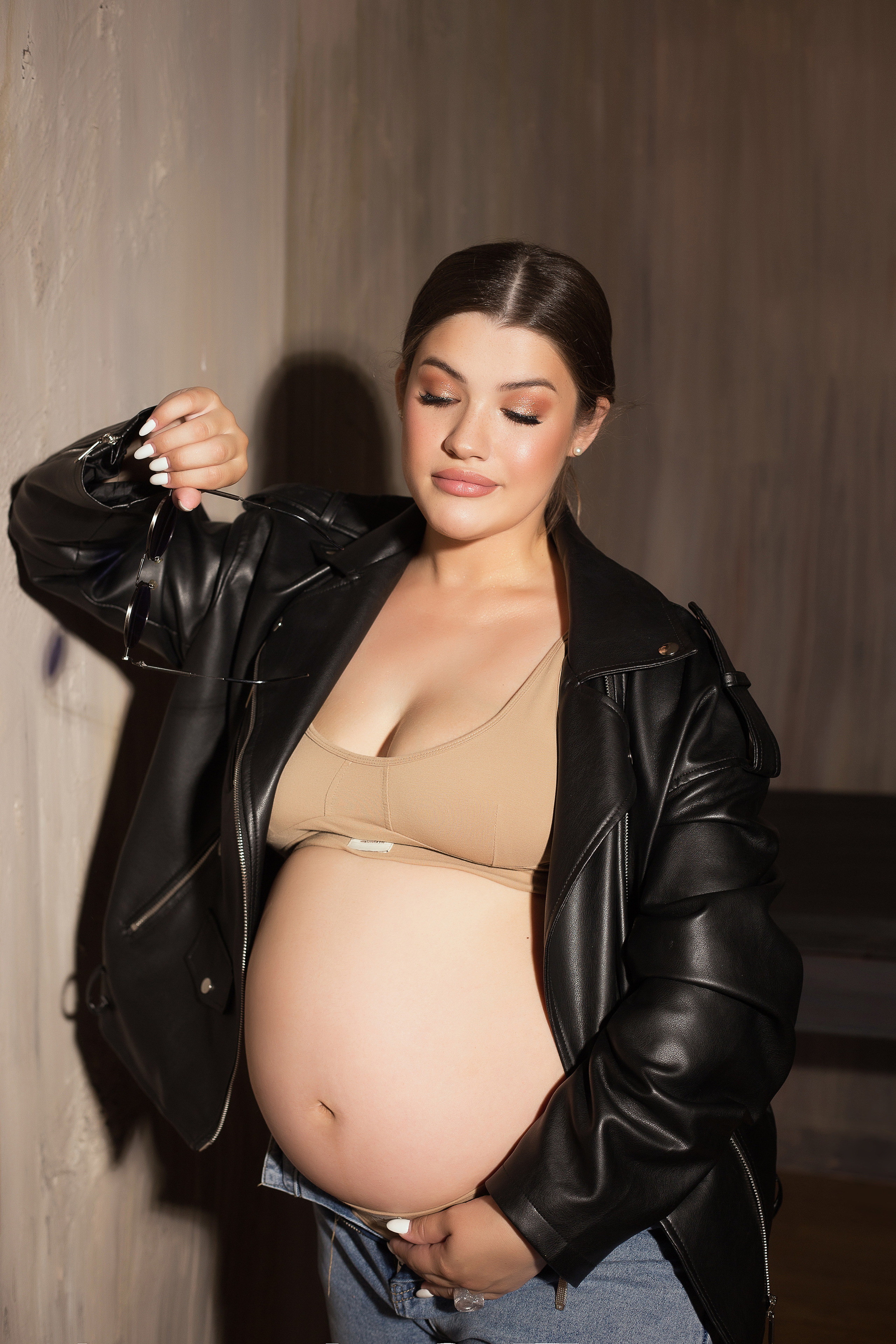 ANNA. Фотограф женского портрета, беременности и семейных фотосессий