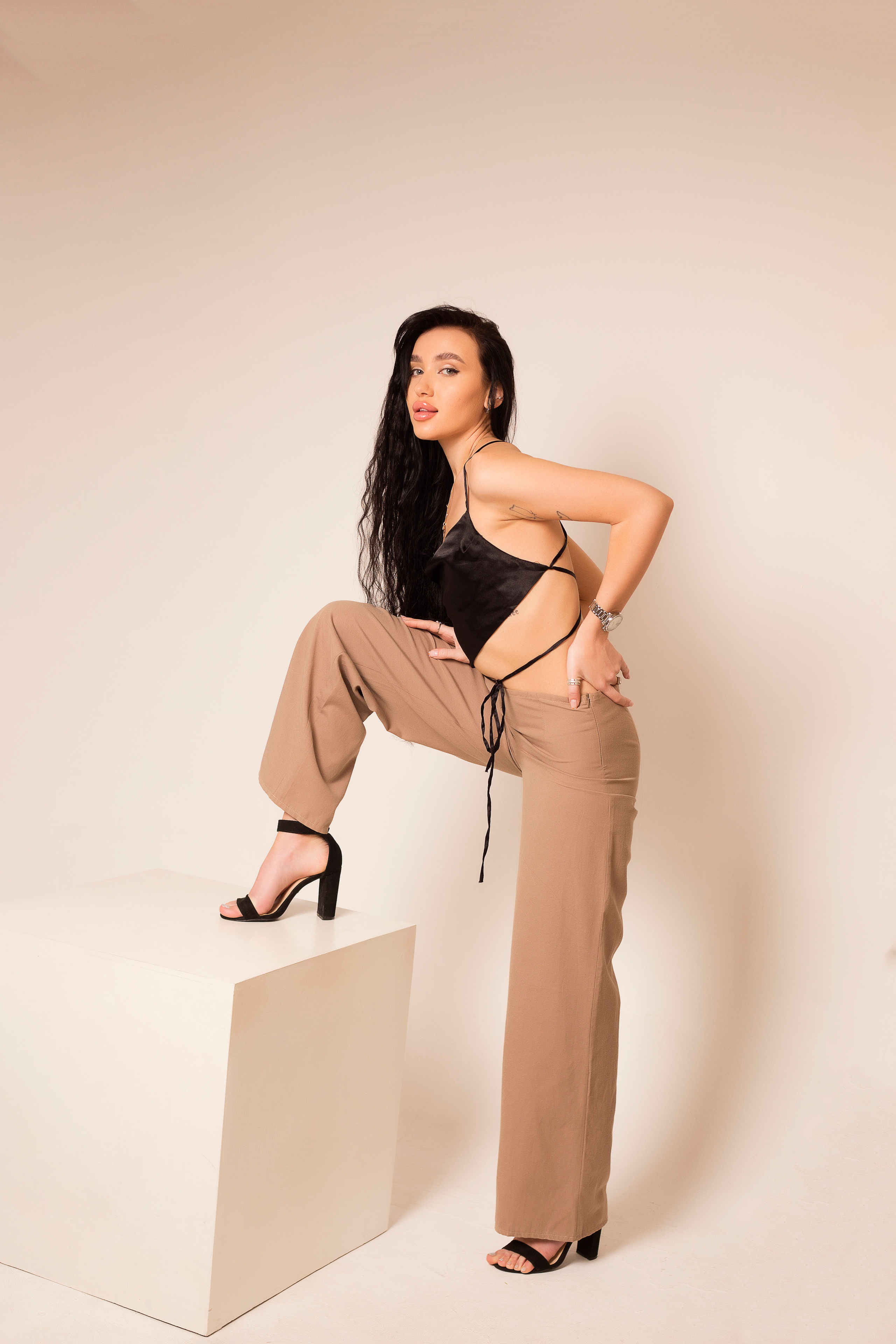 YANA. Фотограф женского портрета, беременности и семейных фотосессий